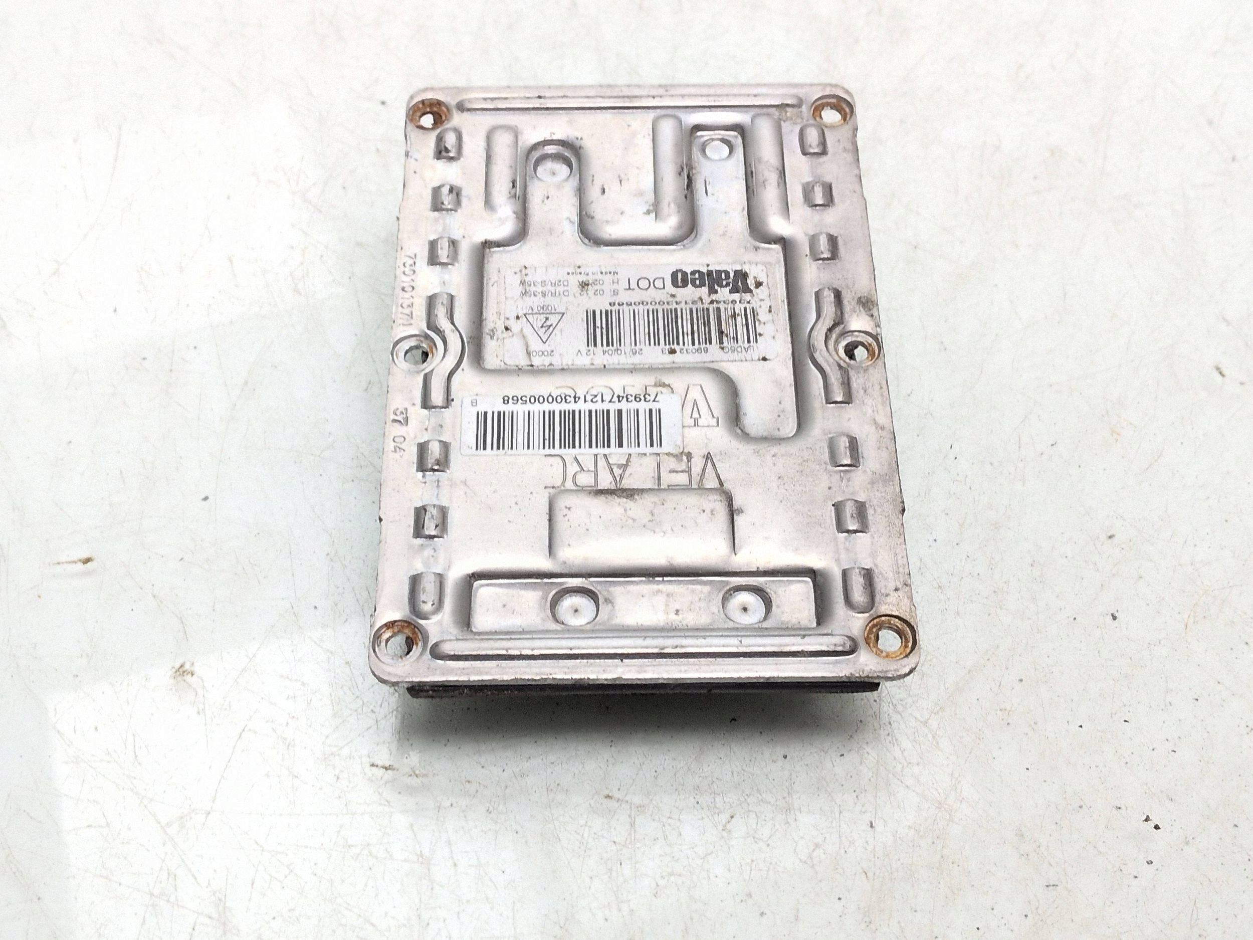 OEM 89032133 Balastro Xenón Dianteiro Esquerdo Volvo XC90 image 4