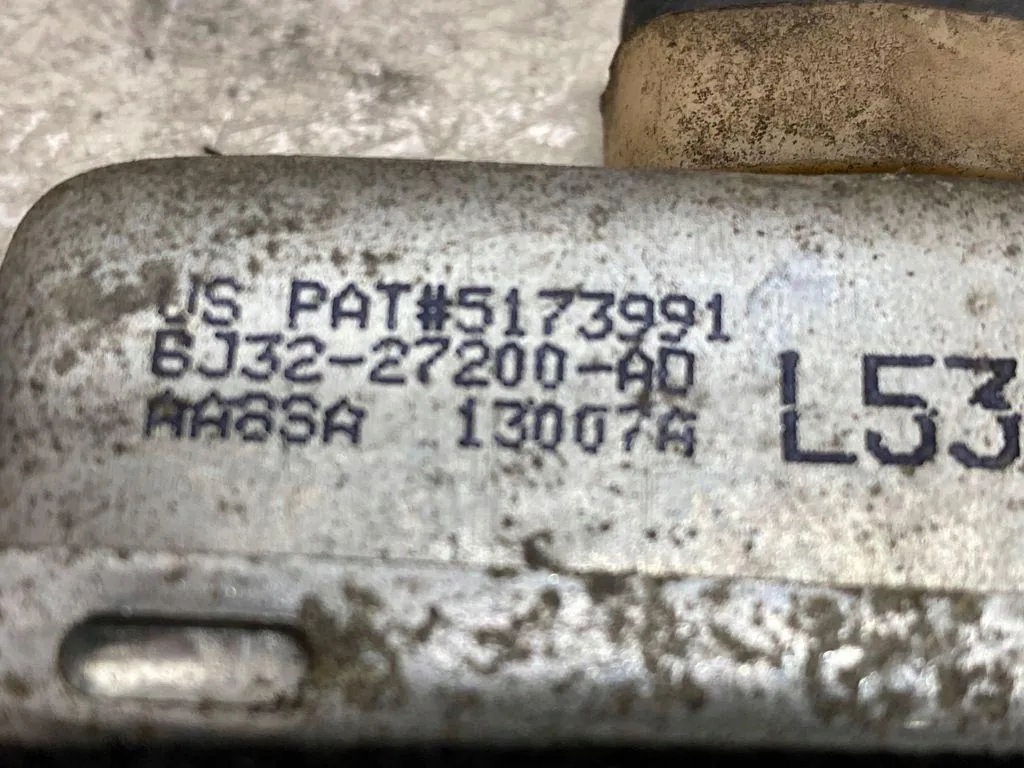 OEM BJ3227200AD Butée Portière Arrière Droite Range Rover Evoque image 5