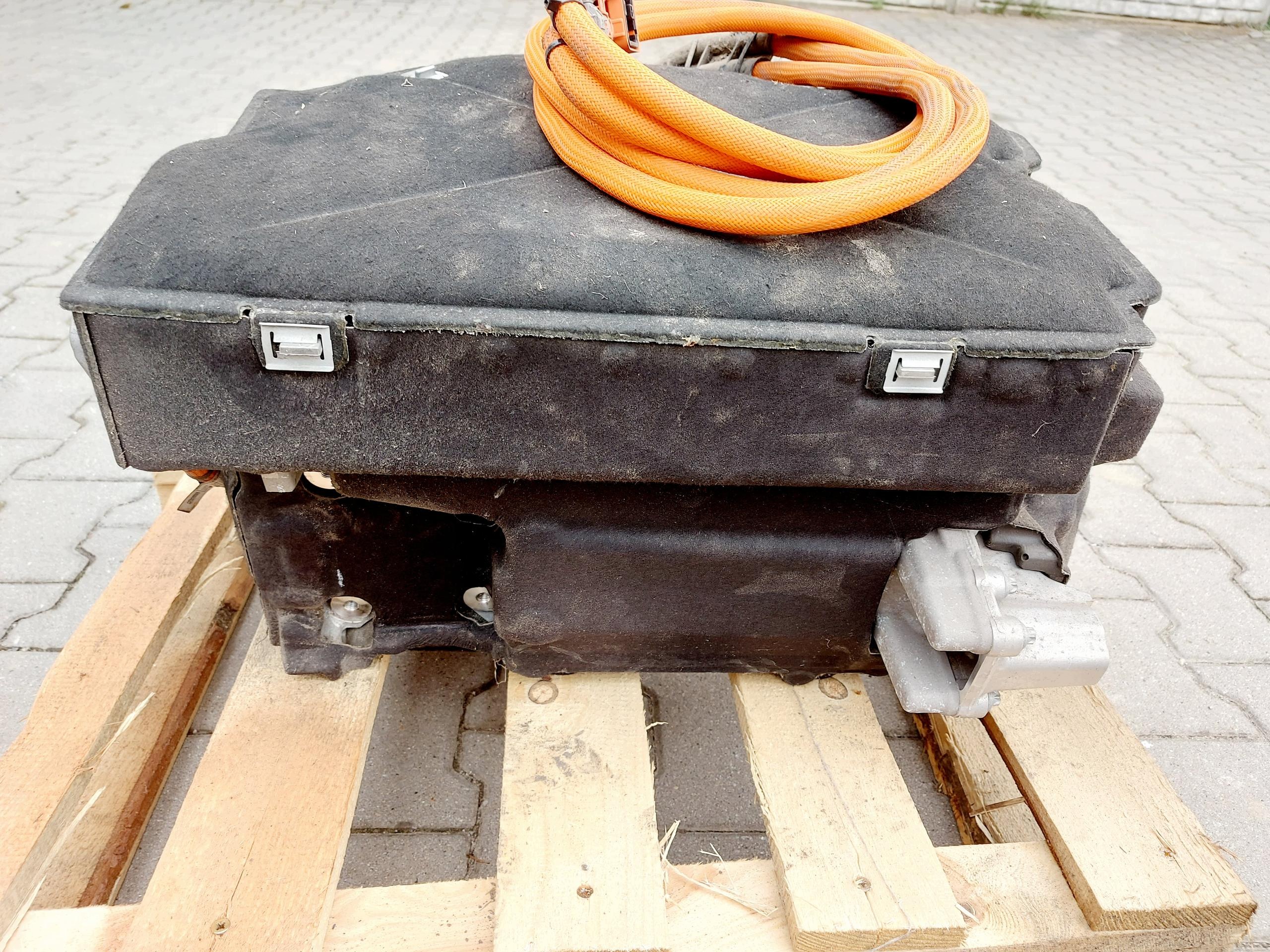 BMW Sähkömoottori Taka OEM 5A770B1 - Käytetty