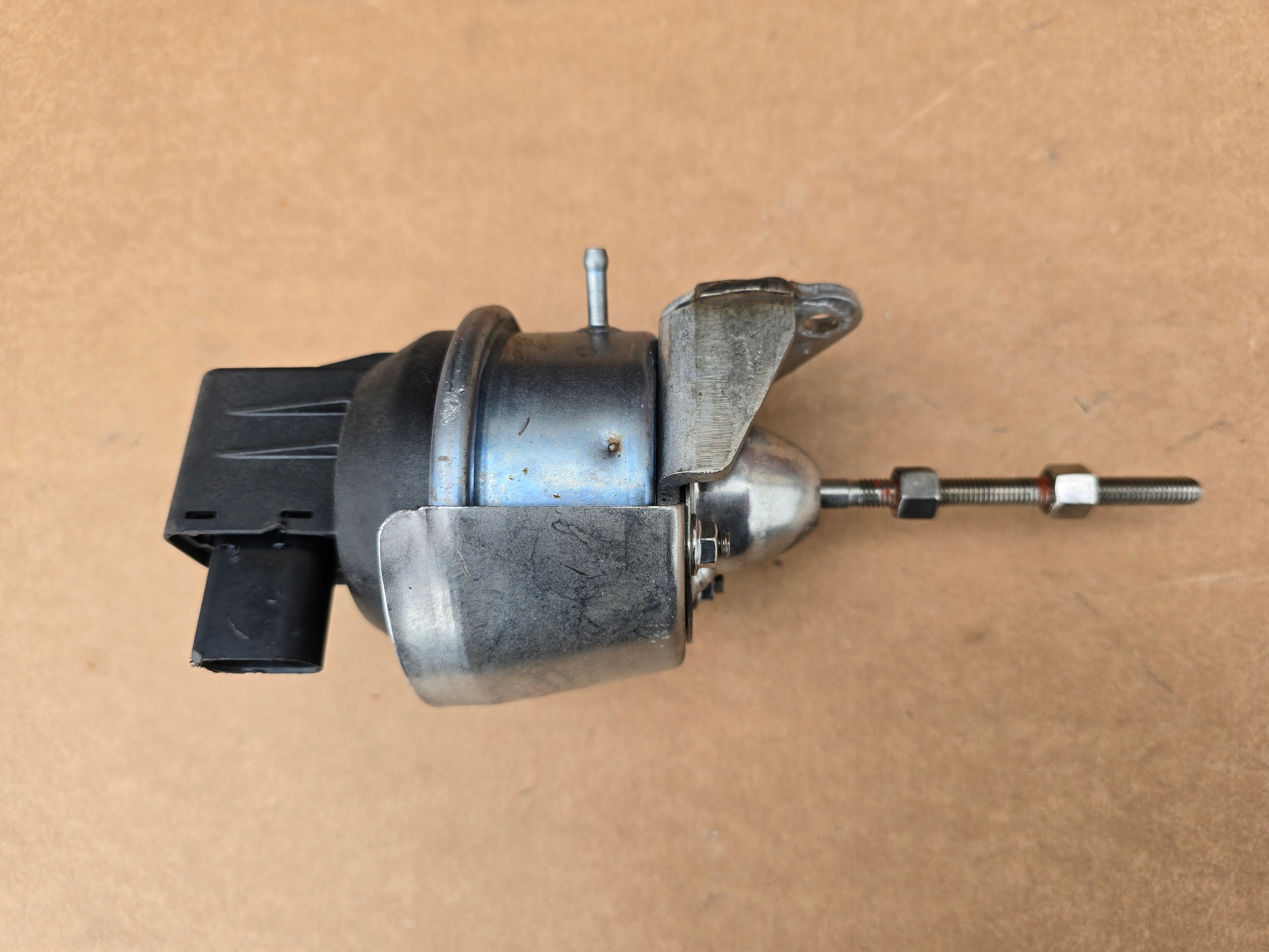 OEM 03L198716A Turbo Actuator voor 2.0 TDI image 4