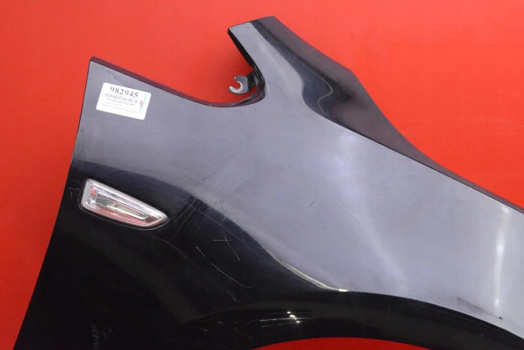 Kotflügel Rechts Vorne Schwarz Opel Astra J image 3