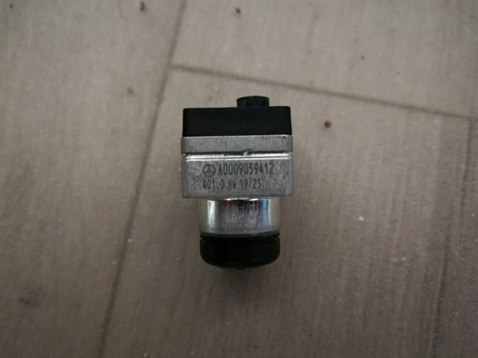 Câmera de ré Mercedes A0009059412 - Original image 2