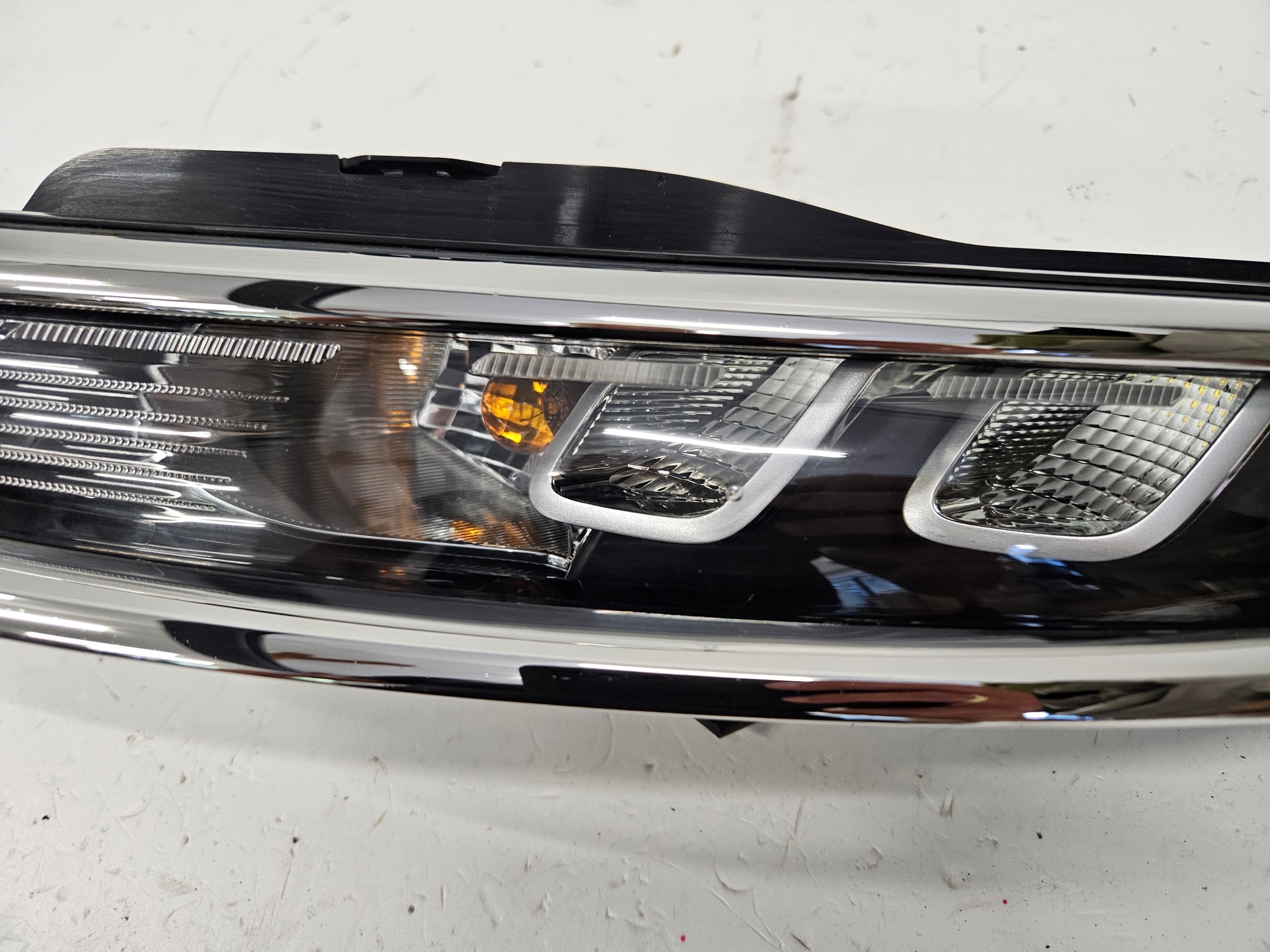 OEM 9823313080 Linke LED DRL Blinkleuchte für Citroen C3 image 6