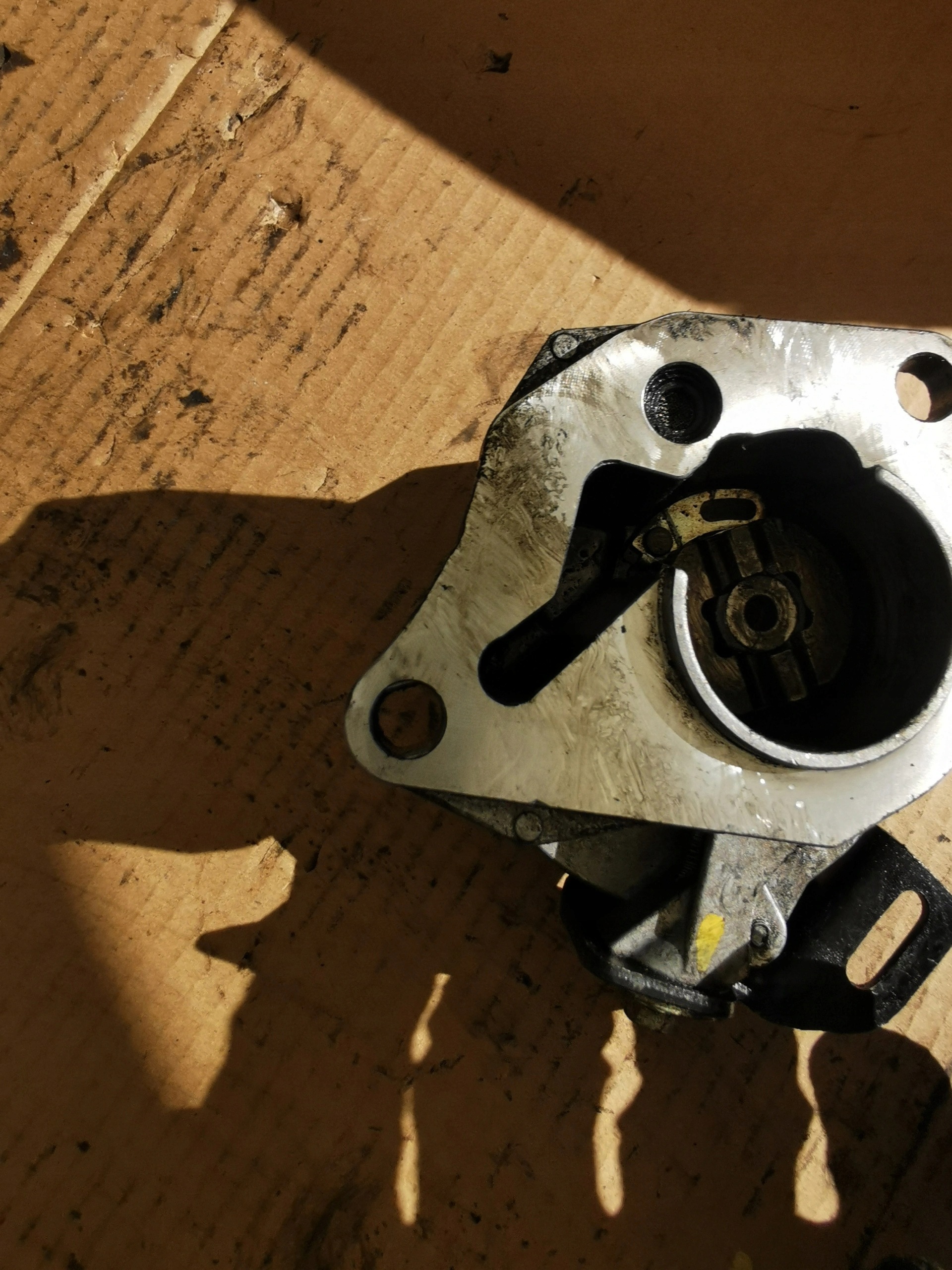 Bomba de vacío OEM 146505272R para Mercedes-Benz Clase A image 5