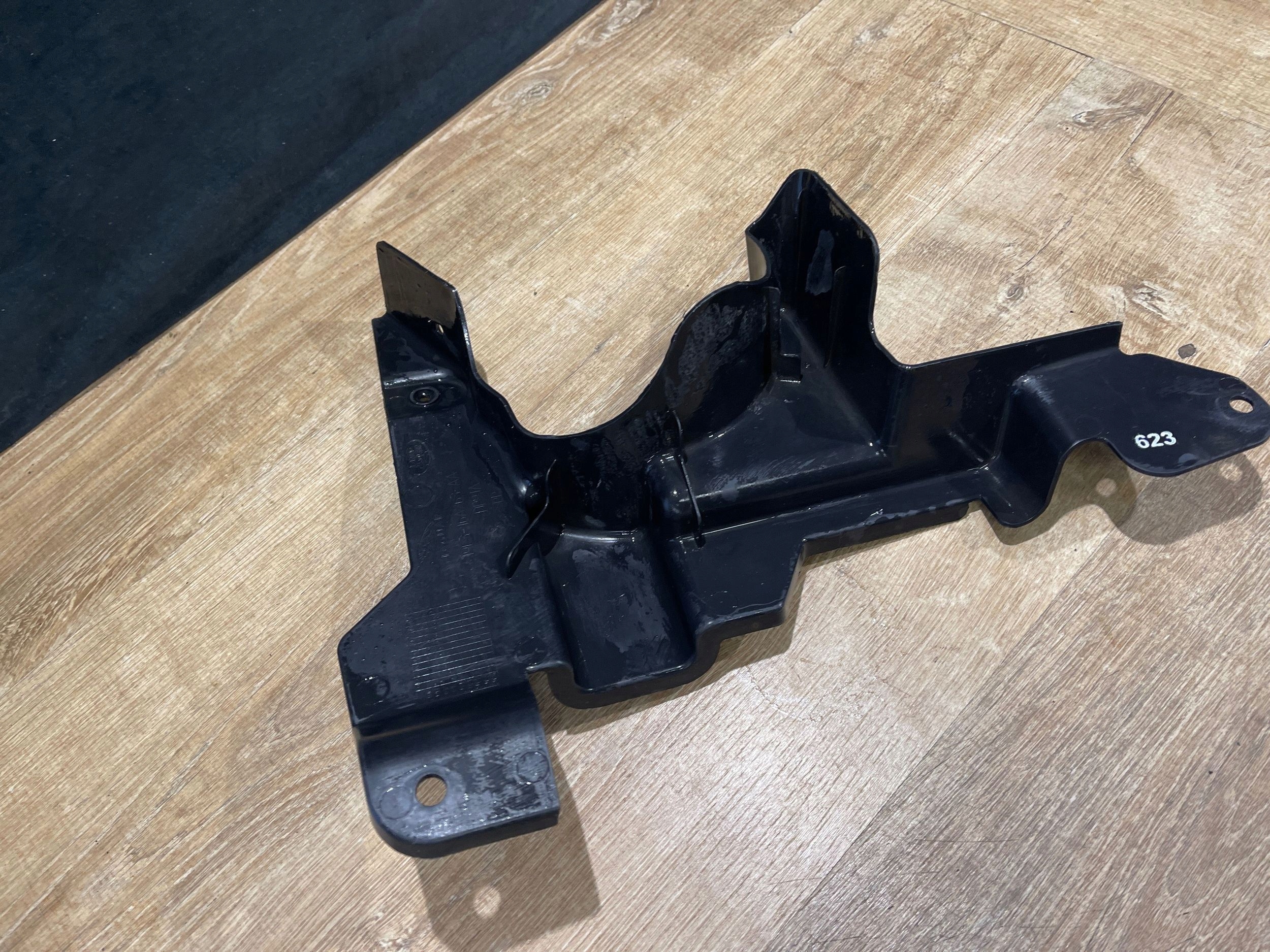 Protège-arbre de transmission Jaguar E-PACE J9C316A263AA image 3
