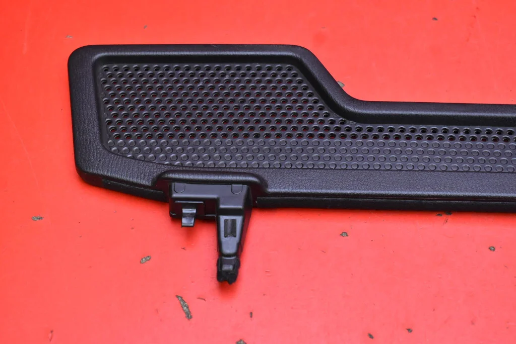 Mazda OE mamAUTO-1057550- Déflecteur d'air image 4