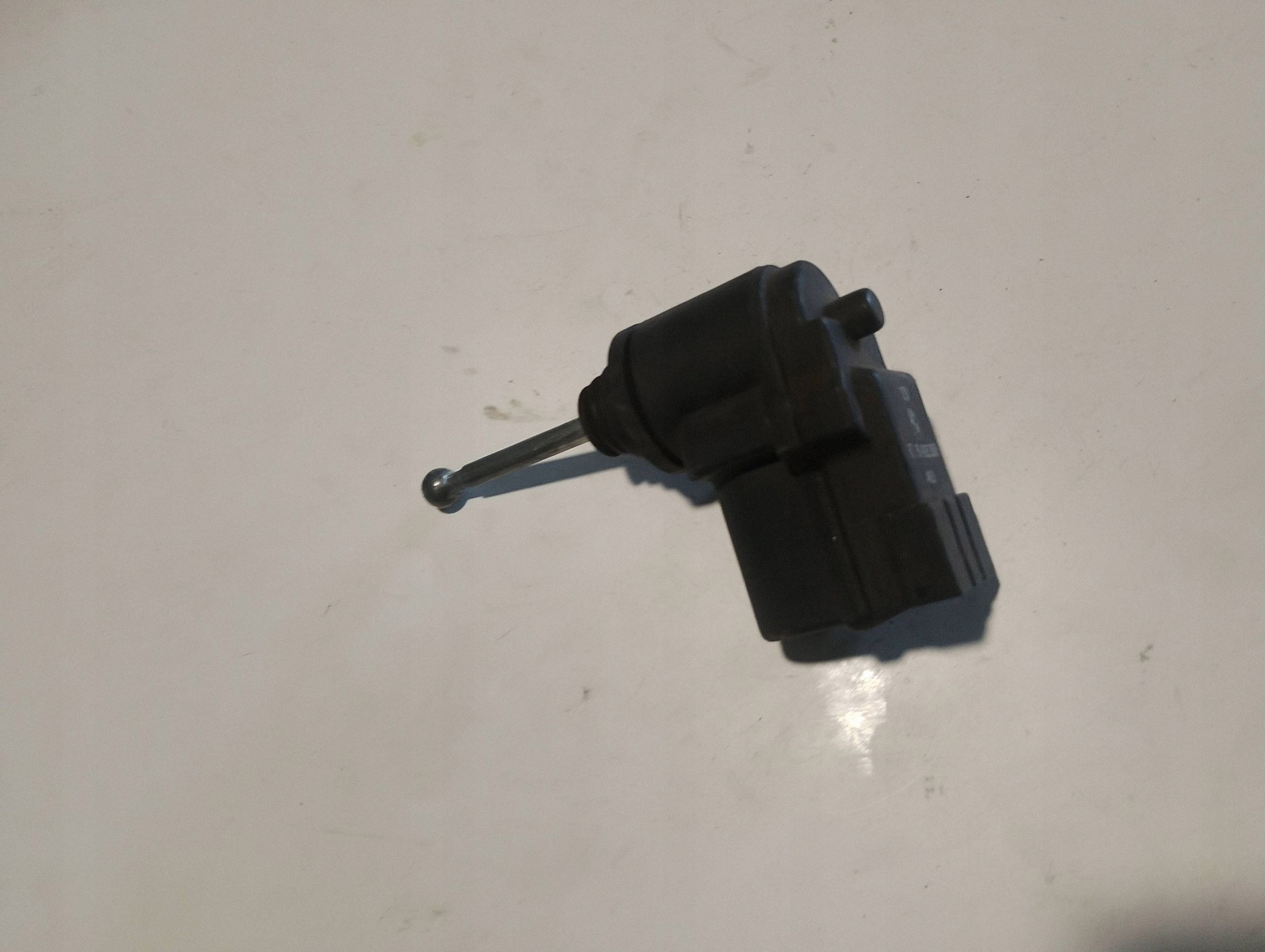 BMW Scheinwerfer-Einstellmotor OEM 8353881 - Gebraucht image 3