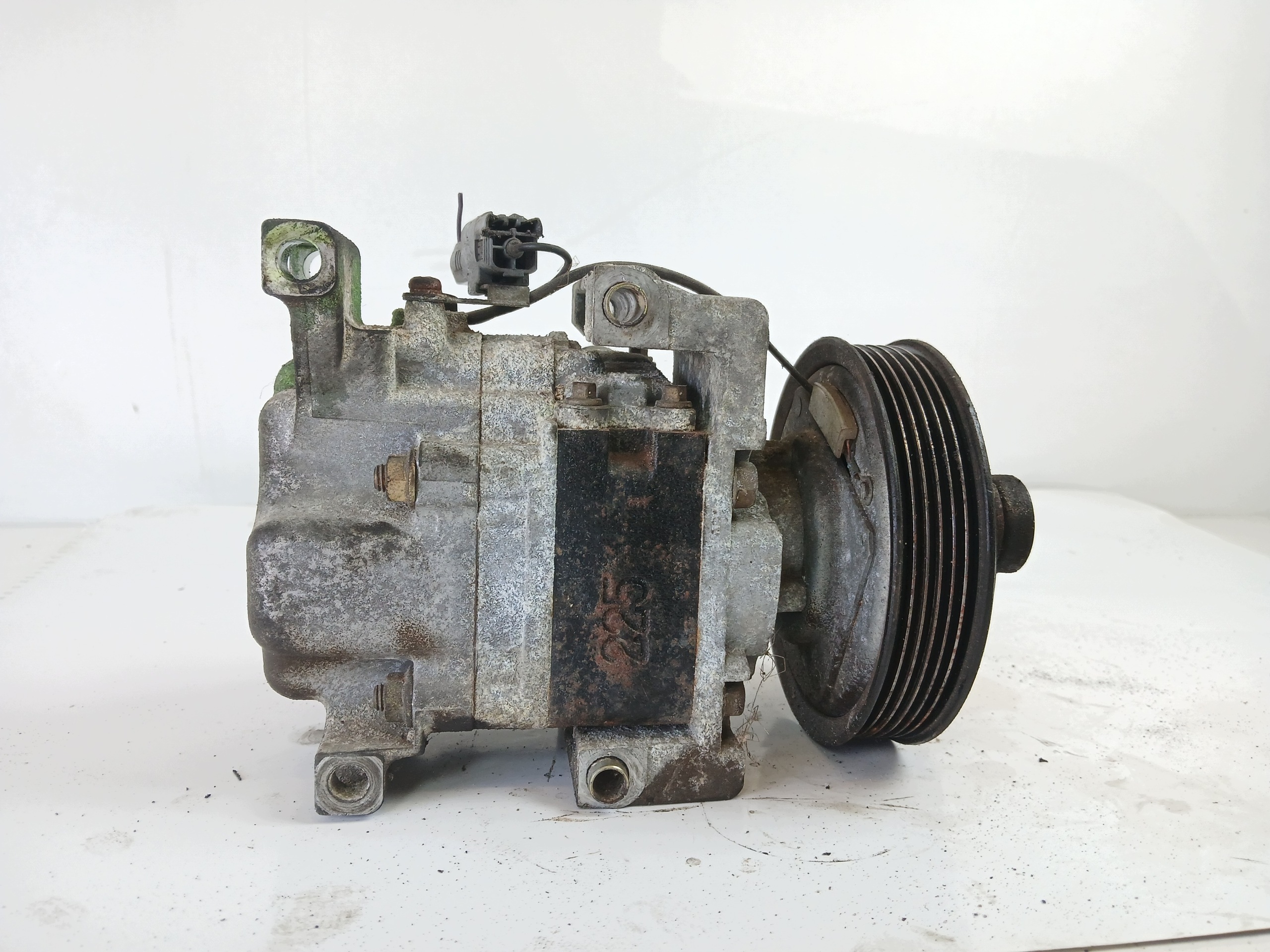 Compressor A/C Mazda CX-7 2008 OEM H12A1AF4DW image 6