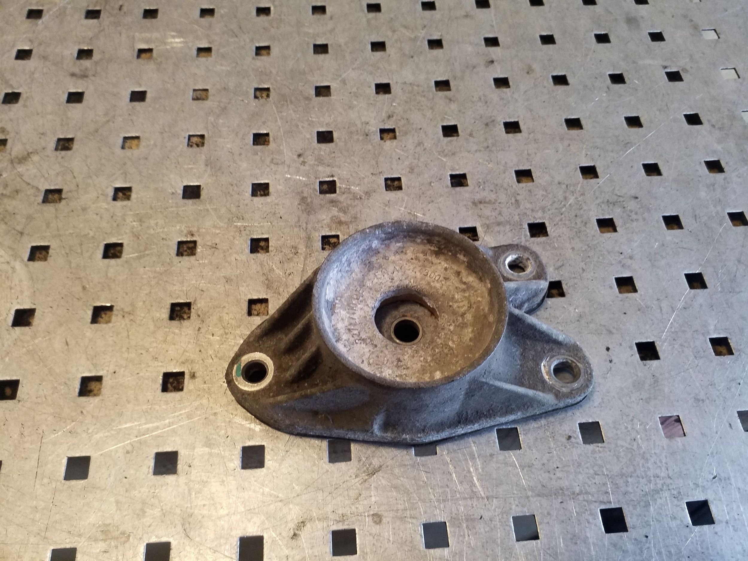 Para-choque amortecedor traseiro OEM 056791706 image 2