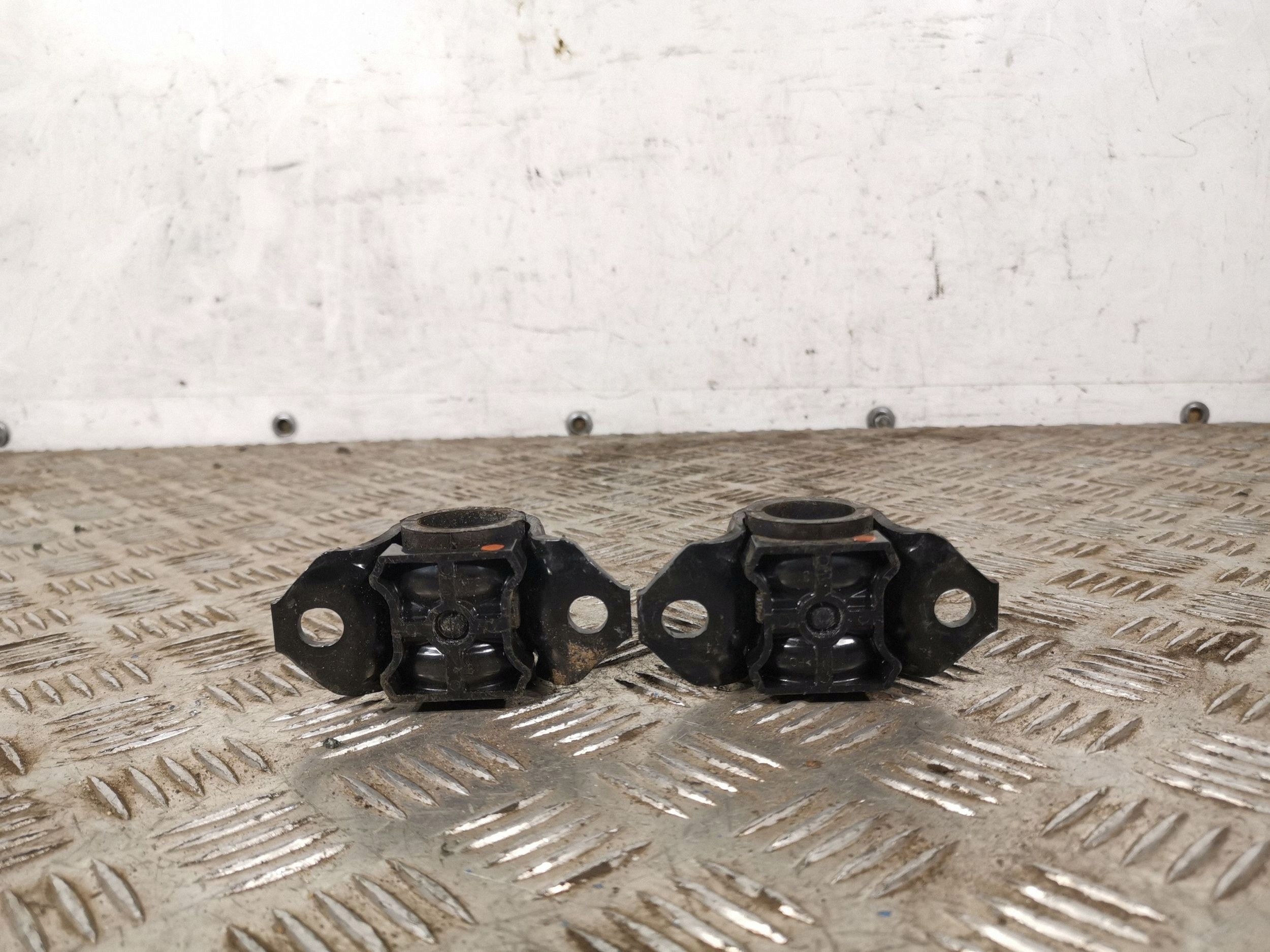 OEM FBZ11454 Etuvakainnuslinkki Toyota C-HR:lle