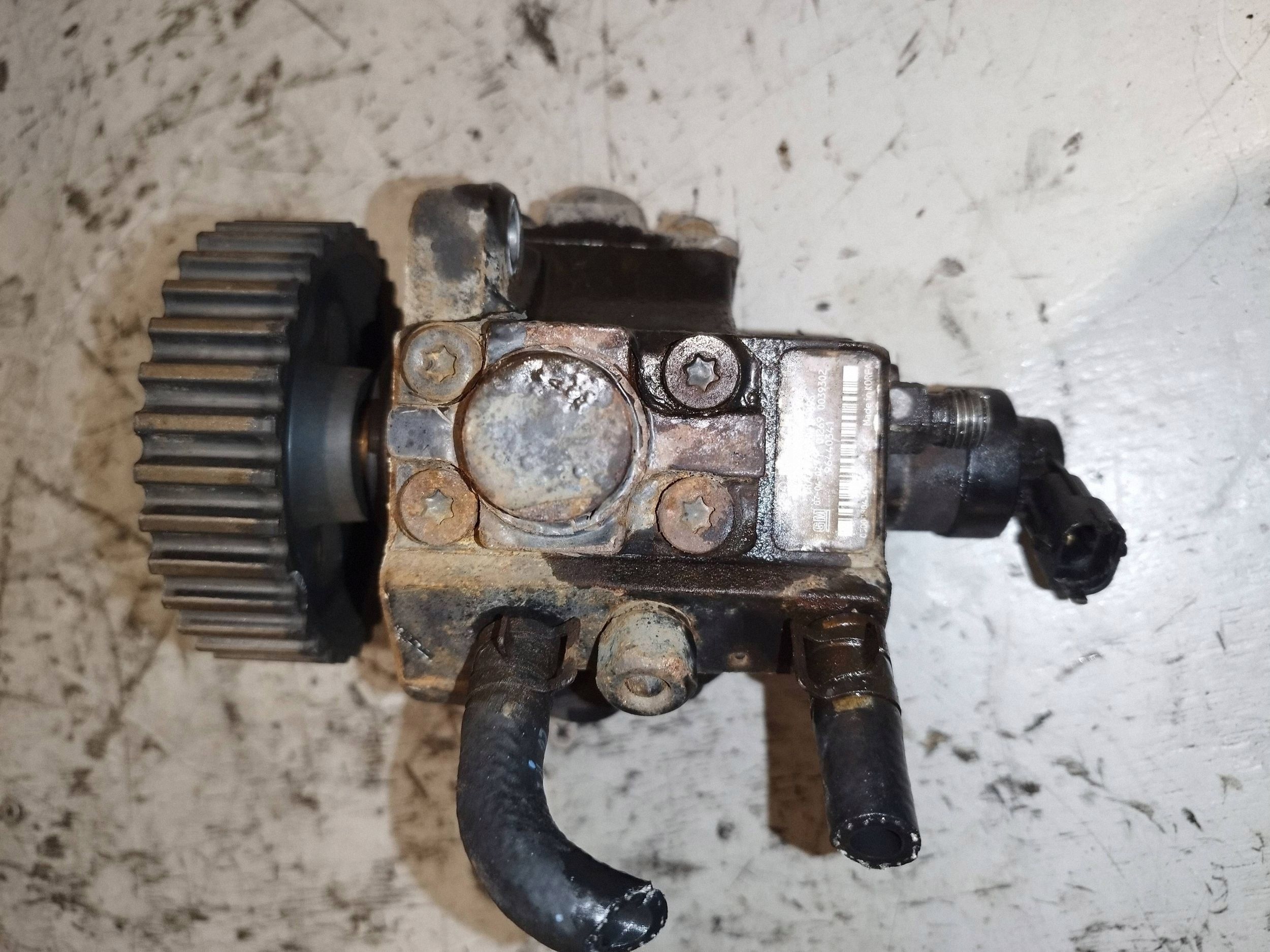 OEM 0445010142 Högtrycksbränslepump för Chevrolet Captiva image 2