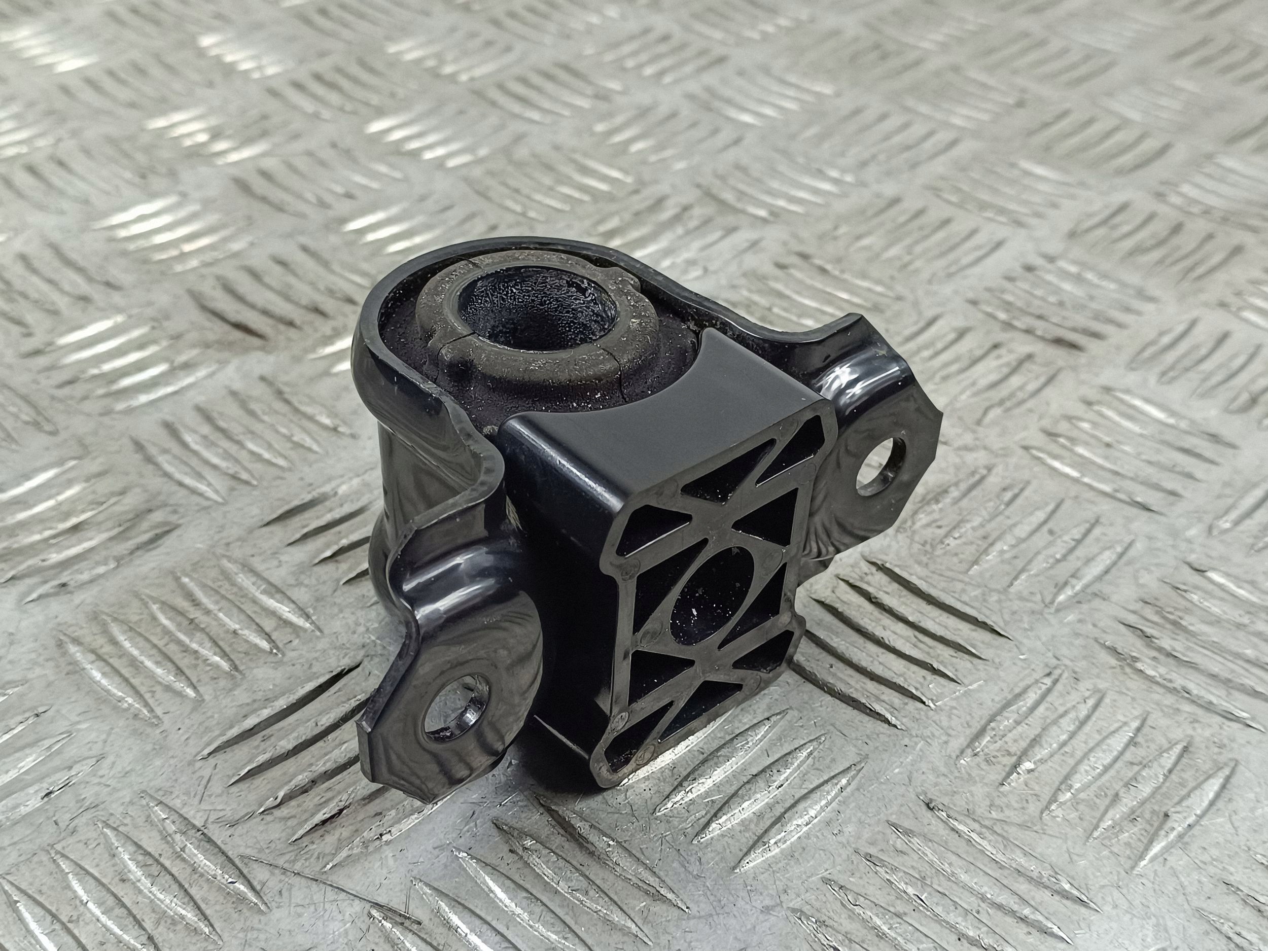 OEM FBZ28795 Vorderer Stabilisatorlenker für Toyota RAV4 image 4