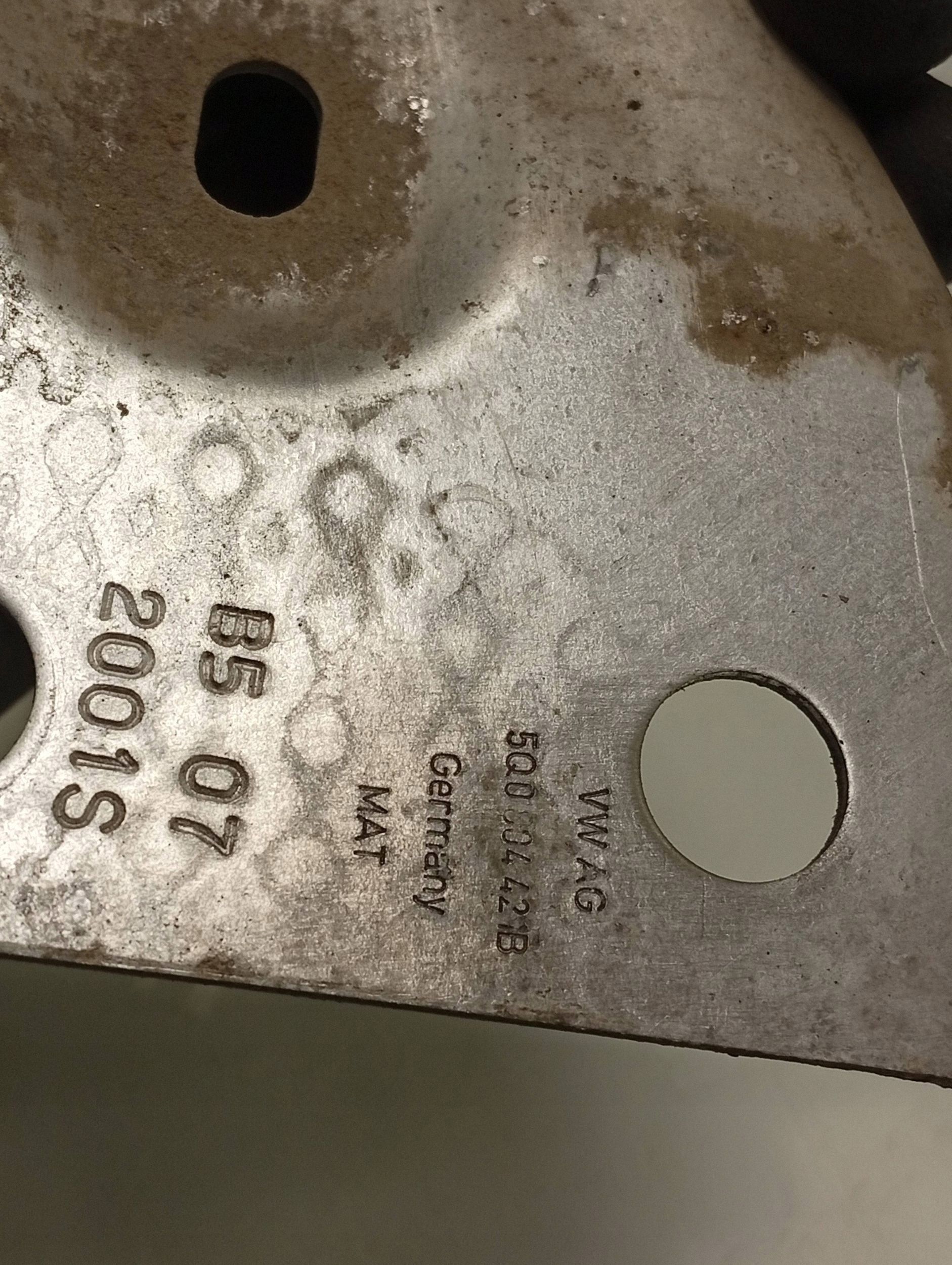 Pièce de châssis Cupra Formentor OEM 5Q0804421B image 3