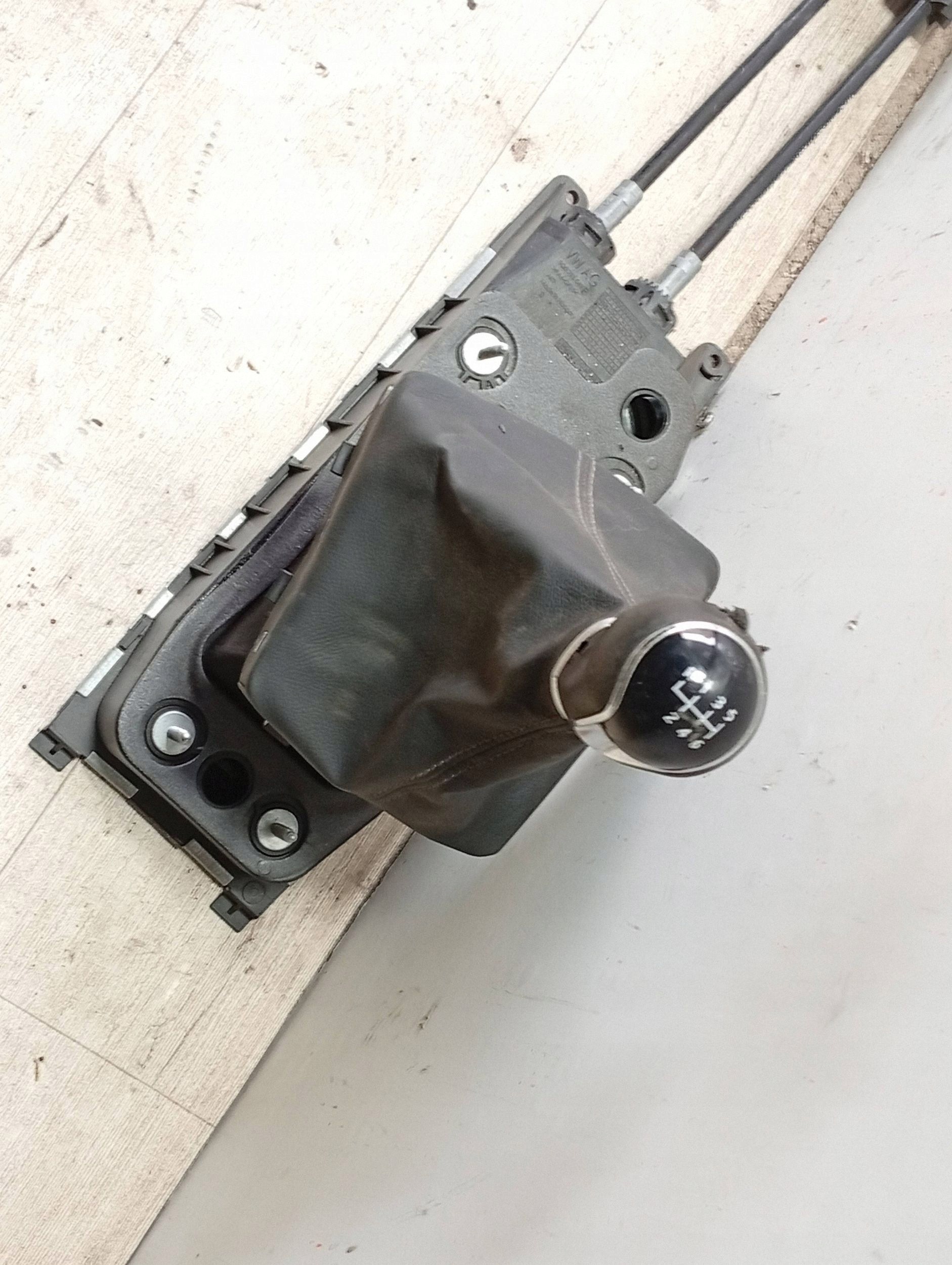 Levier de vitesse OEM 5Q0711061F pour Seat Arona 2018
