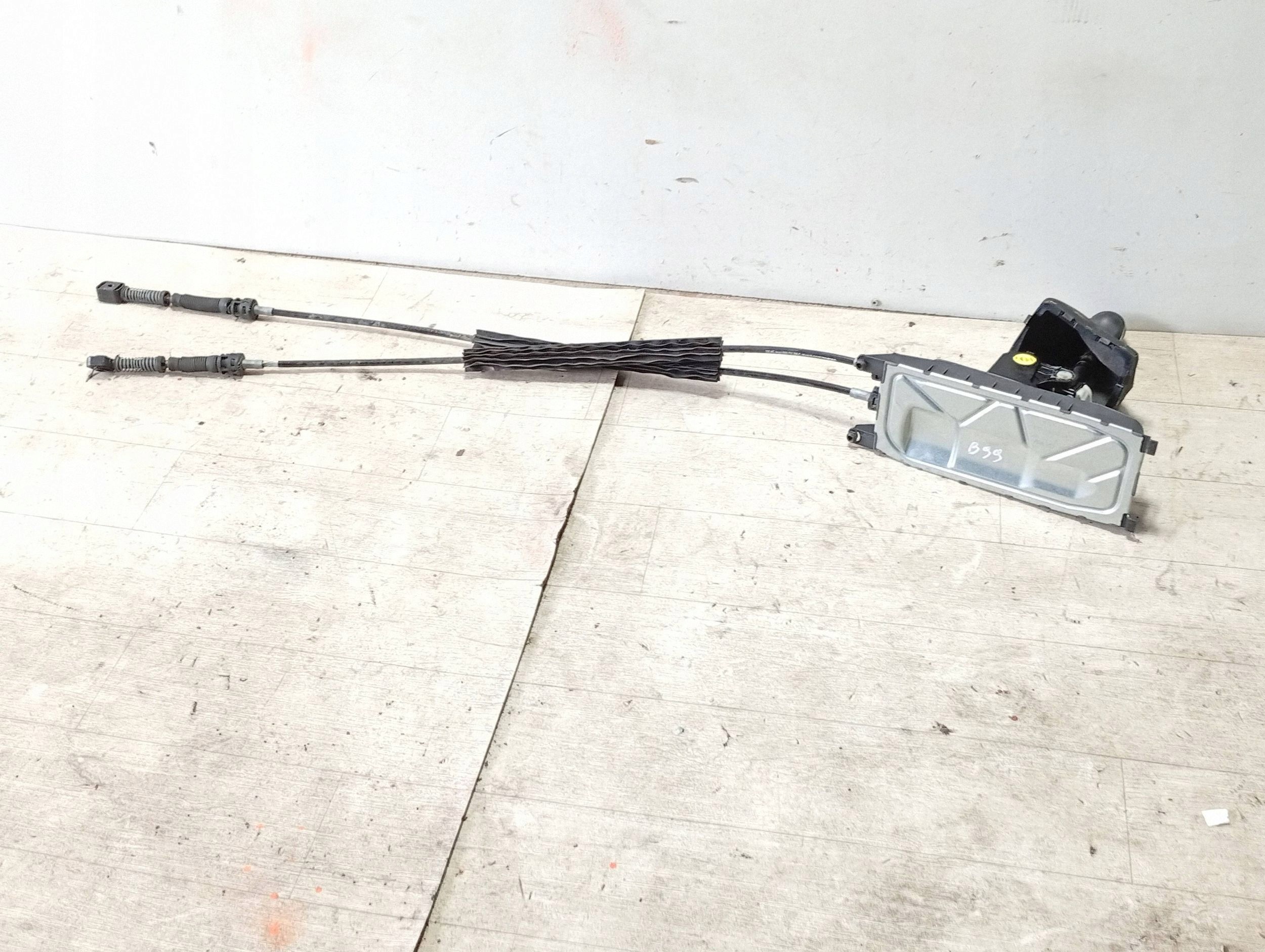 Schalthebel OEM 5Q0711061F für Seat Arona 2018 image 5