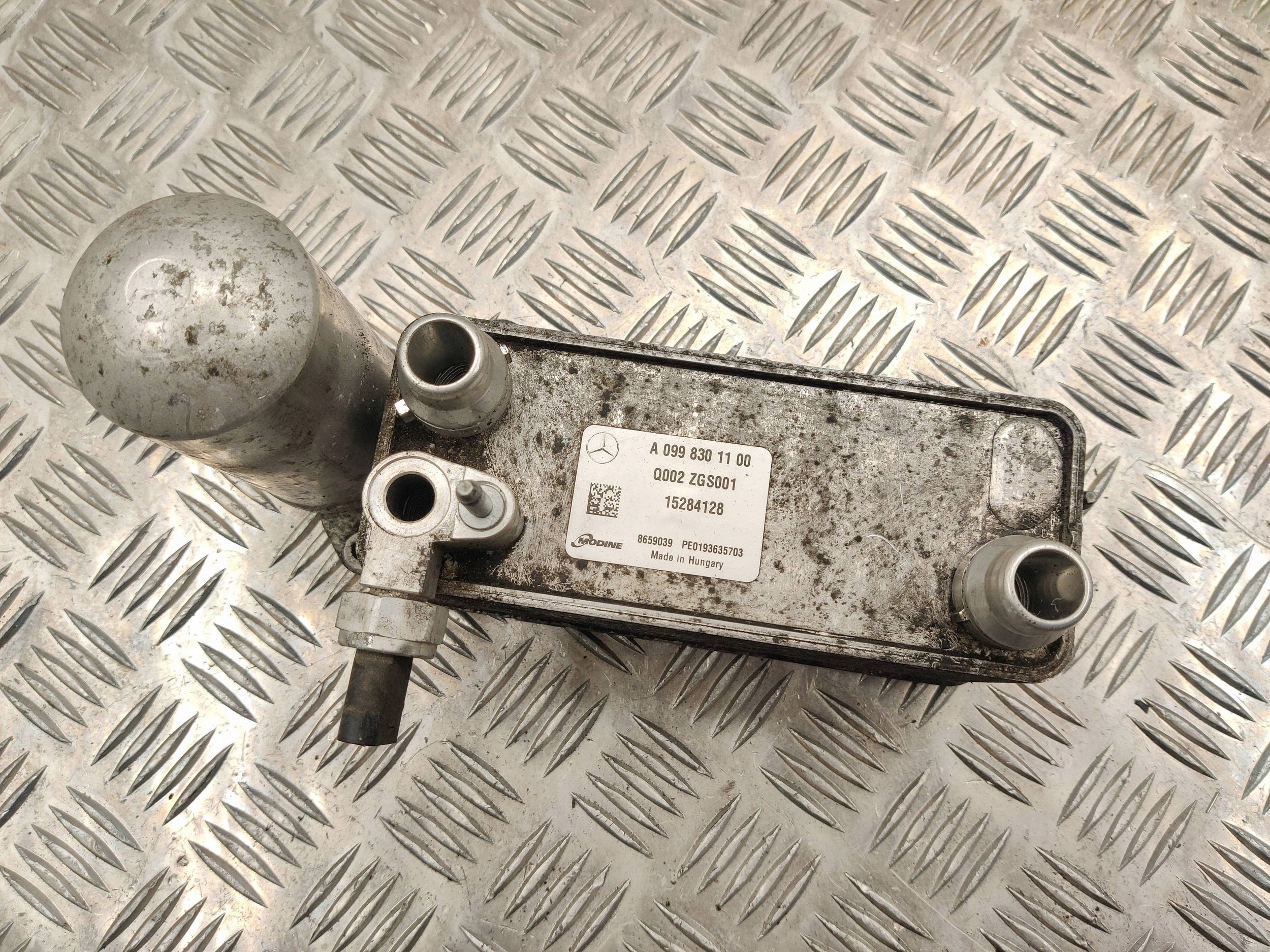 A0998301100 AC-kondensaattori Kuivain Mercedes-Benz Käytetty