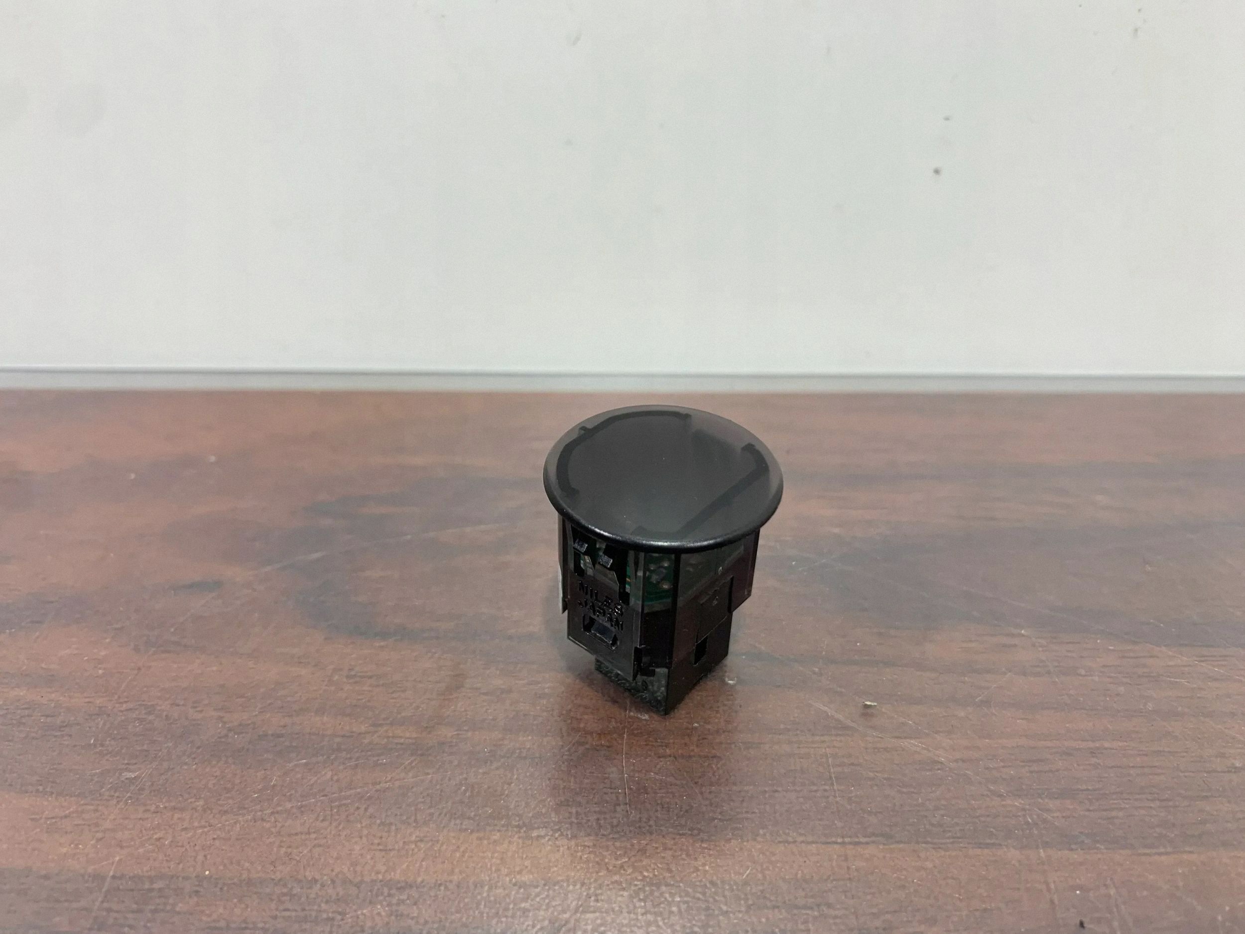 Sensor solar Subaru Forester OEM FBZ26469 - Usado image 2