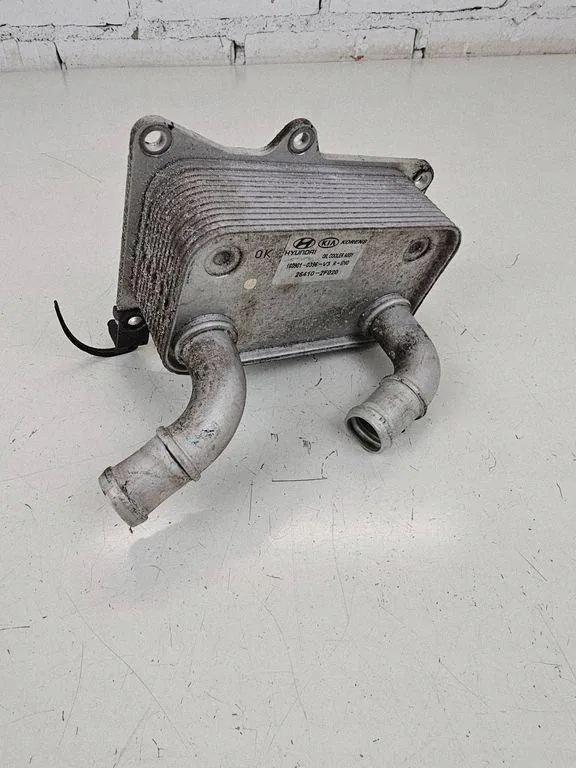 Oljefilterhus Hyundai ix35 2017 OEM 264102F000 image 2