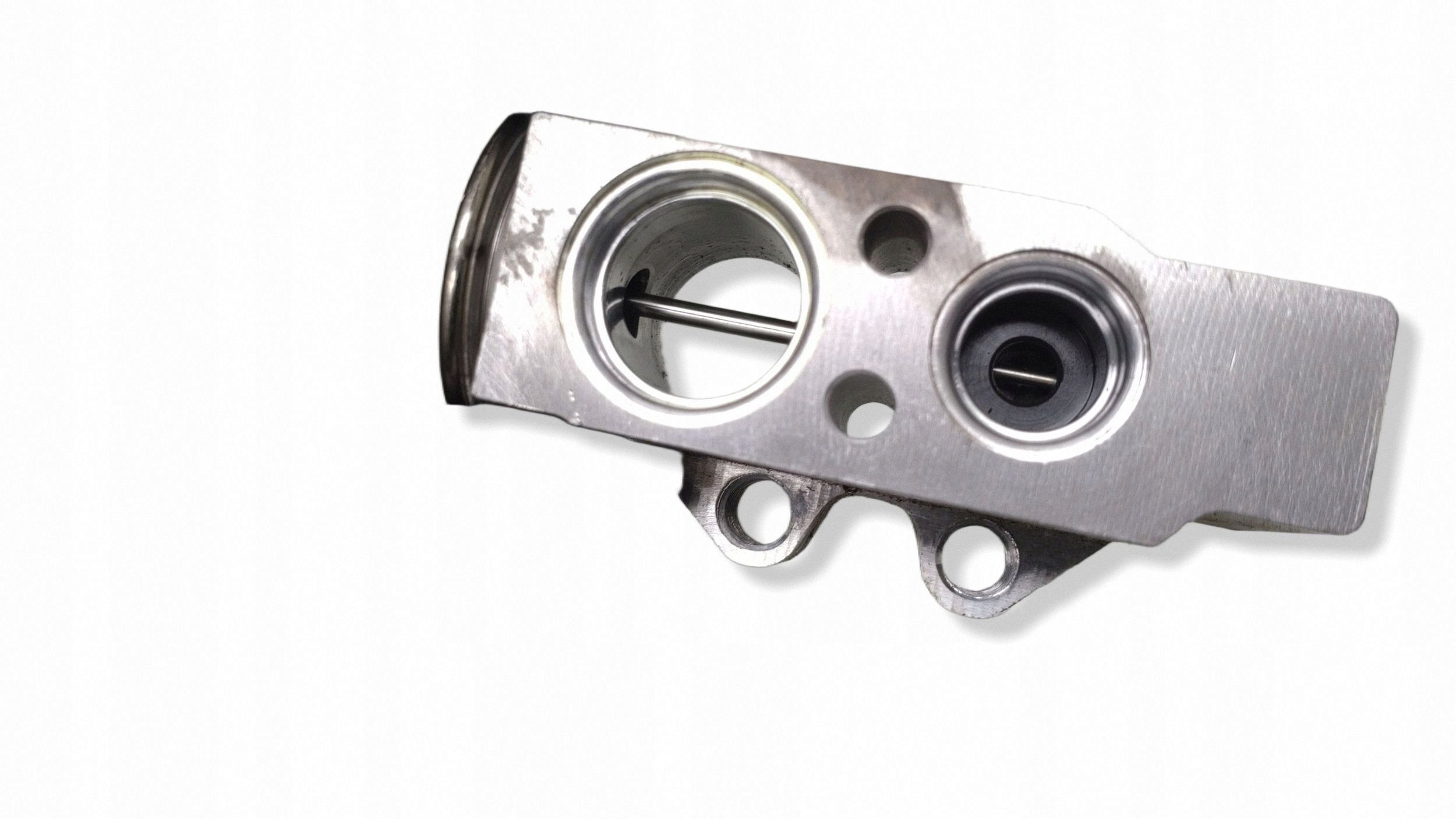 OEM 6Q0820679G Klima-Ventil für Skoda Fabia II 1.2 TSI image 4