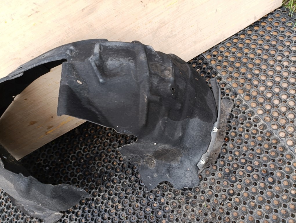 Arco de Roda Dianteiro Esquerdo Audi A5 8T OEM 8T0821171H image 5