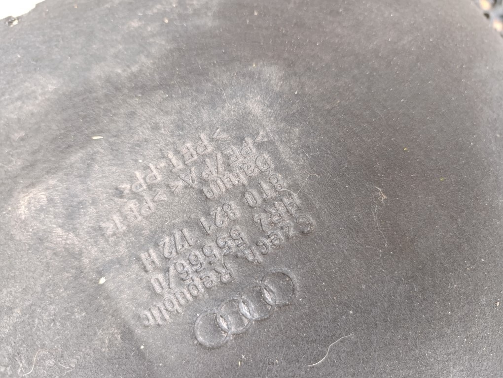 Aile avant droite Audi A5 8T OEM 8T0821172H image 3