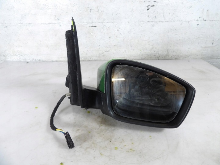 SKODA FABIA III 3 OIKEA SÄHKÖPEILI 6 PIN 6V0857934 LF6Z