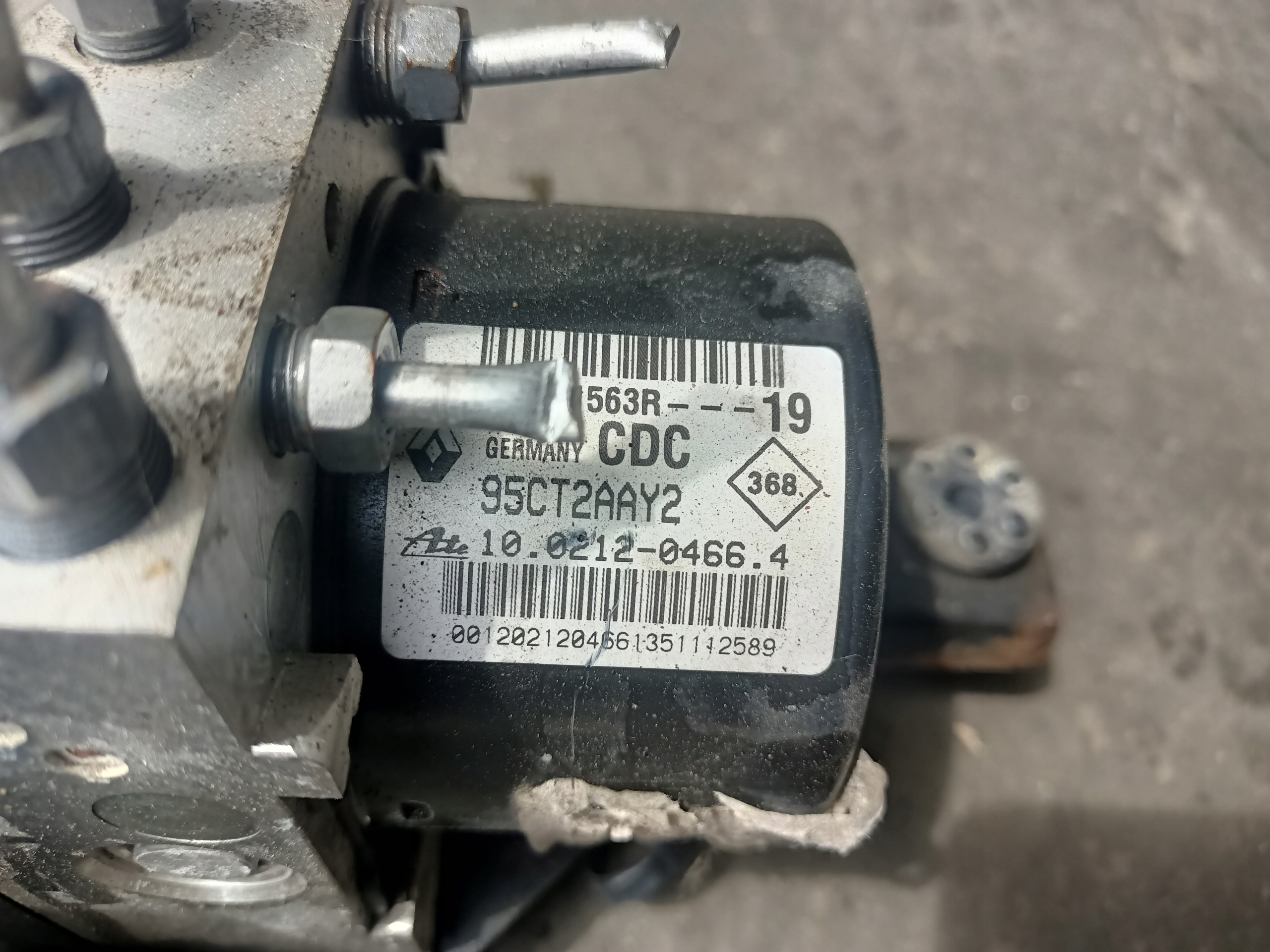 Pompe ABS OEM 476601563R pour Renault Megane 3 image 2