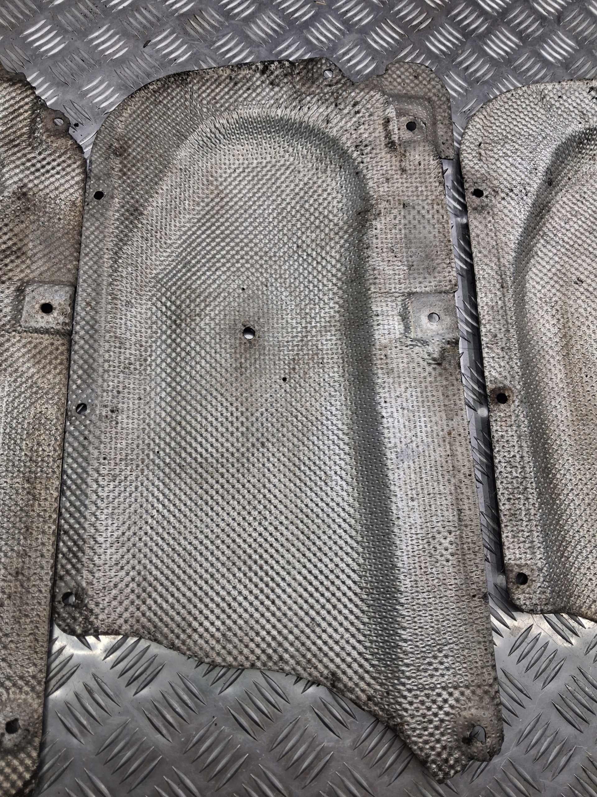 Protector térmico escape OEM 7265262 BMW 5 F10/F11 image 8