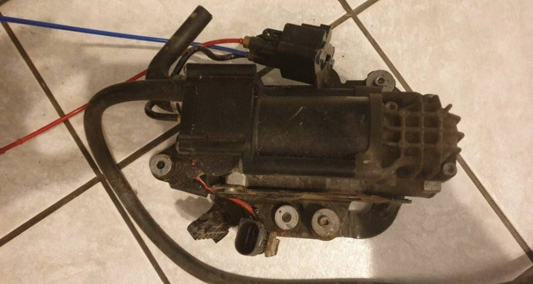 Pompe compresseur suspension air OEM 37206886721