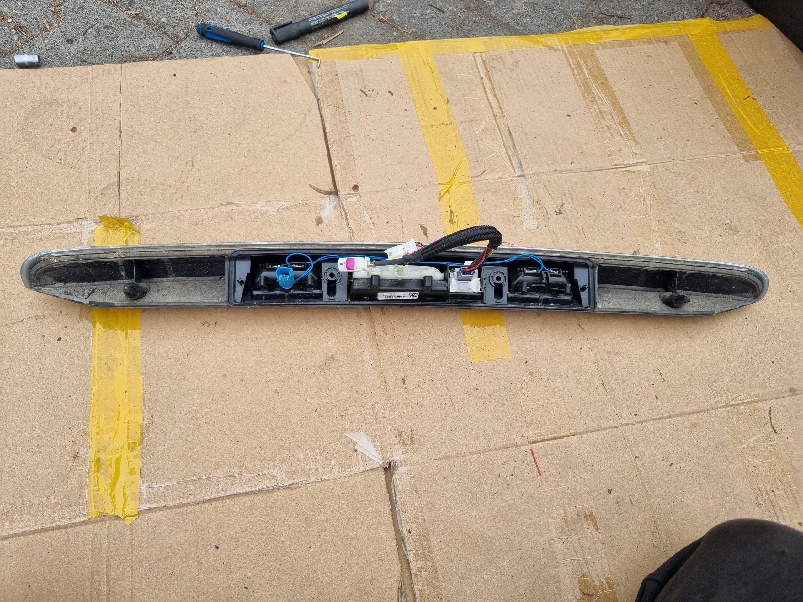 Mercedes-Benz baklucklist OEM A2467406600 image 3