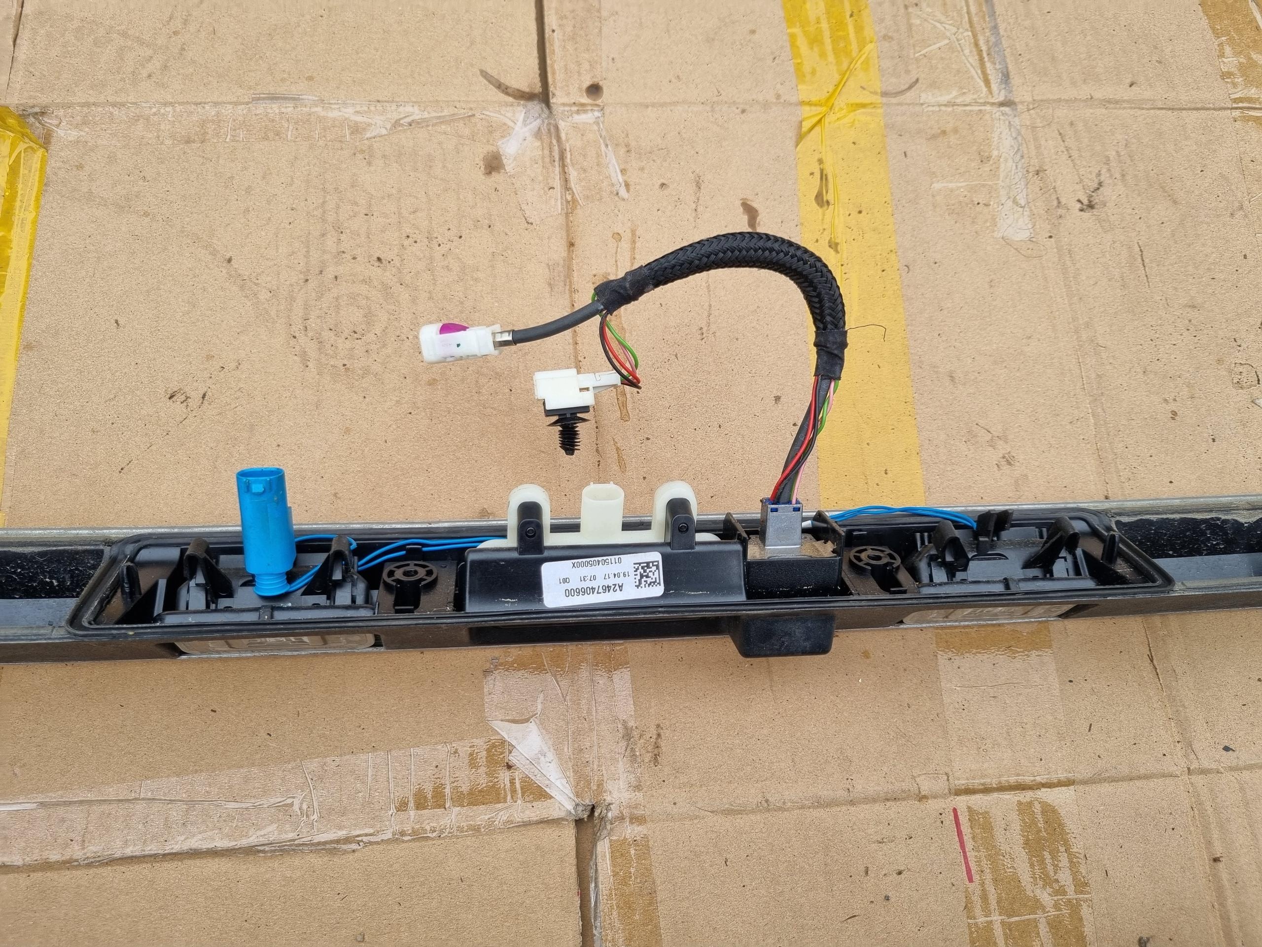Mercedes-Benz baklucklist OEM A2467406600 image 4