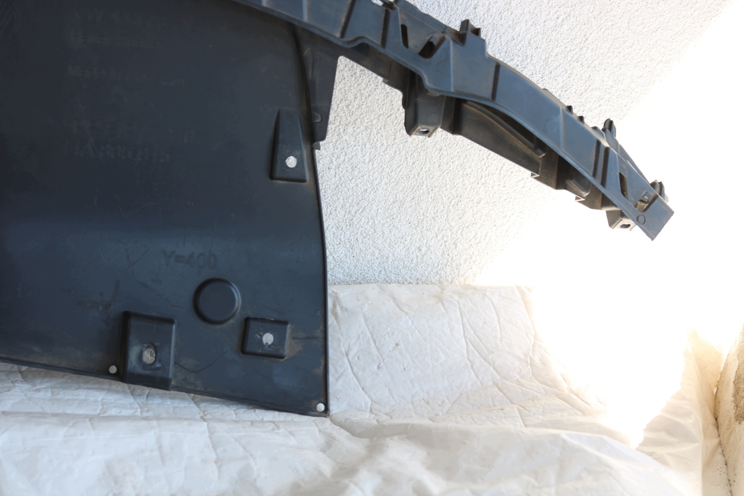 OEM 14A805915 VW ID.7 Framstötskåps Spoiler image 9