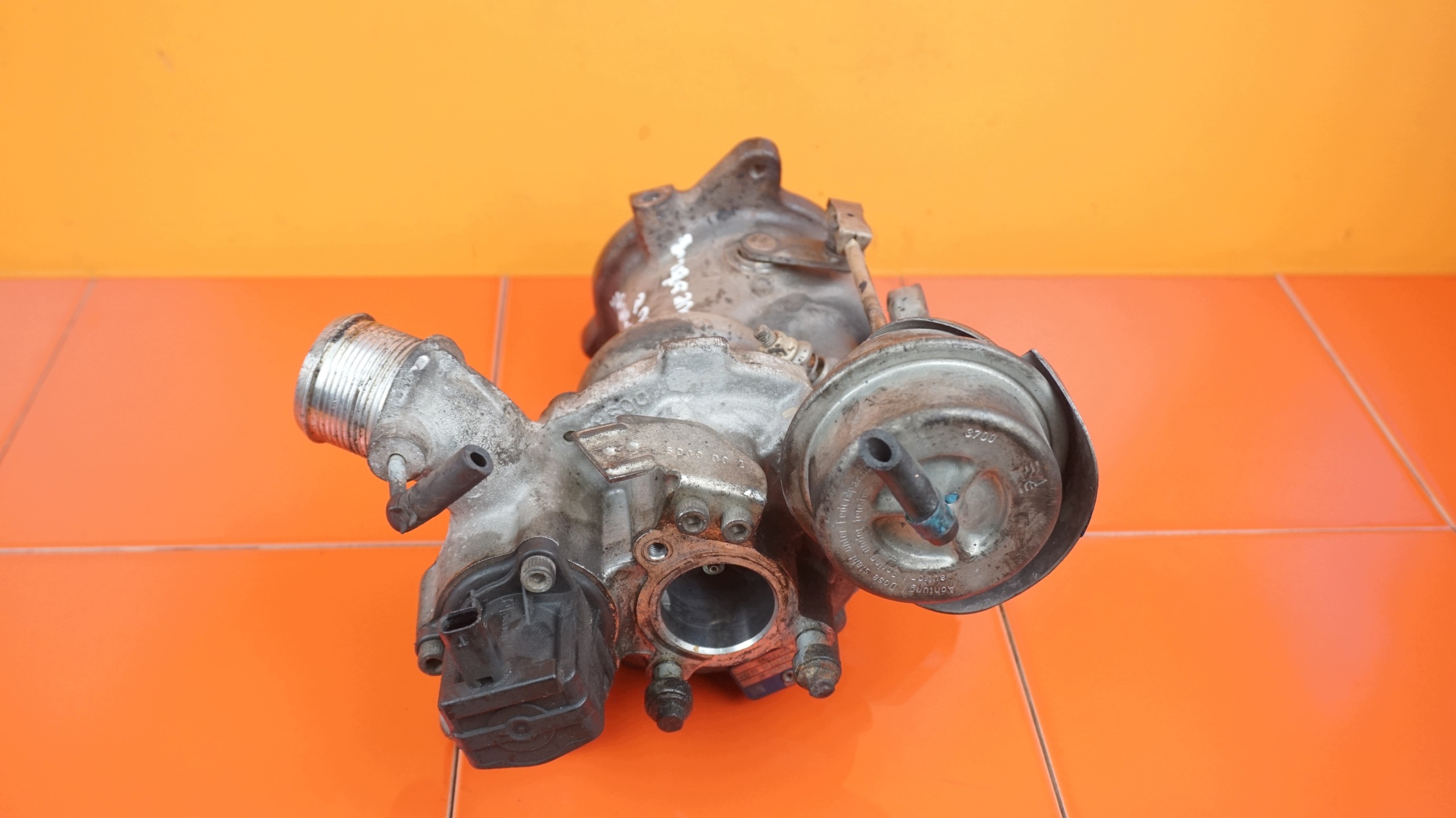 Turbo Ford Mondeo MK4 OEM CJ5G-6K682-DC Usado image 2