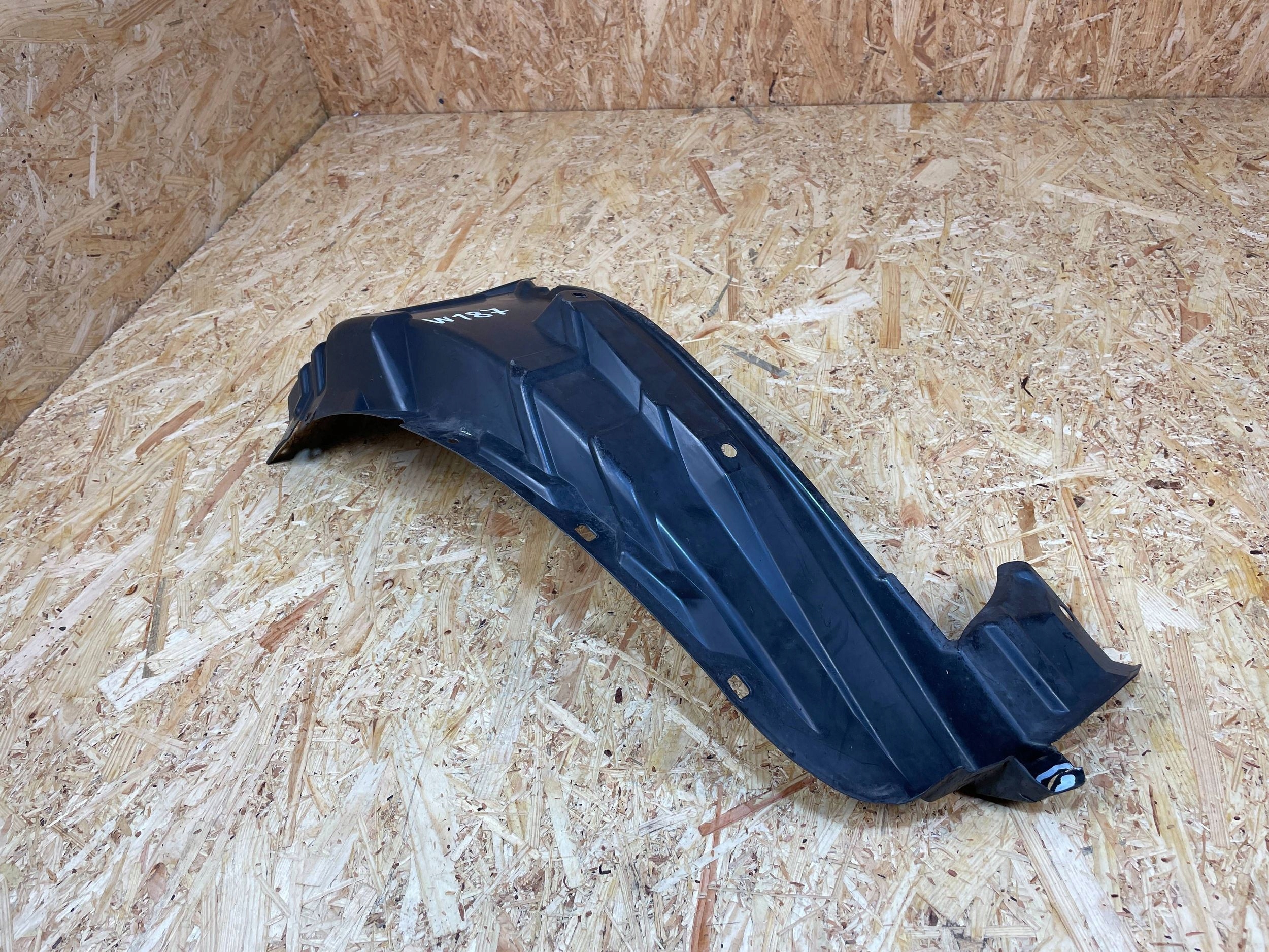 Para-lamas dianteiro esquerdo Toyota Auris II OEM 53876-02460 image 2