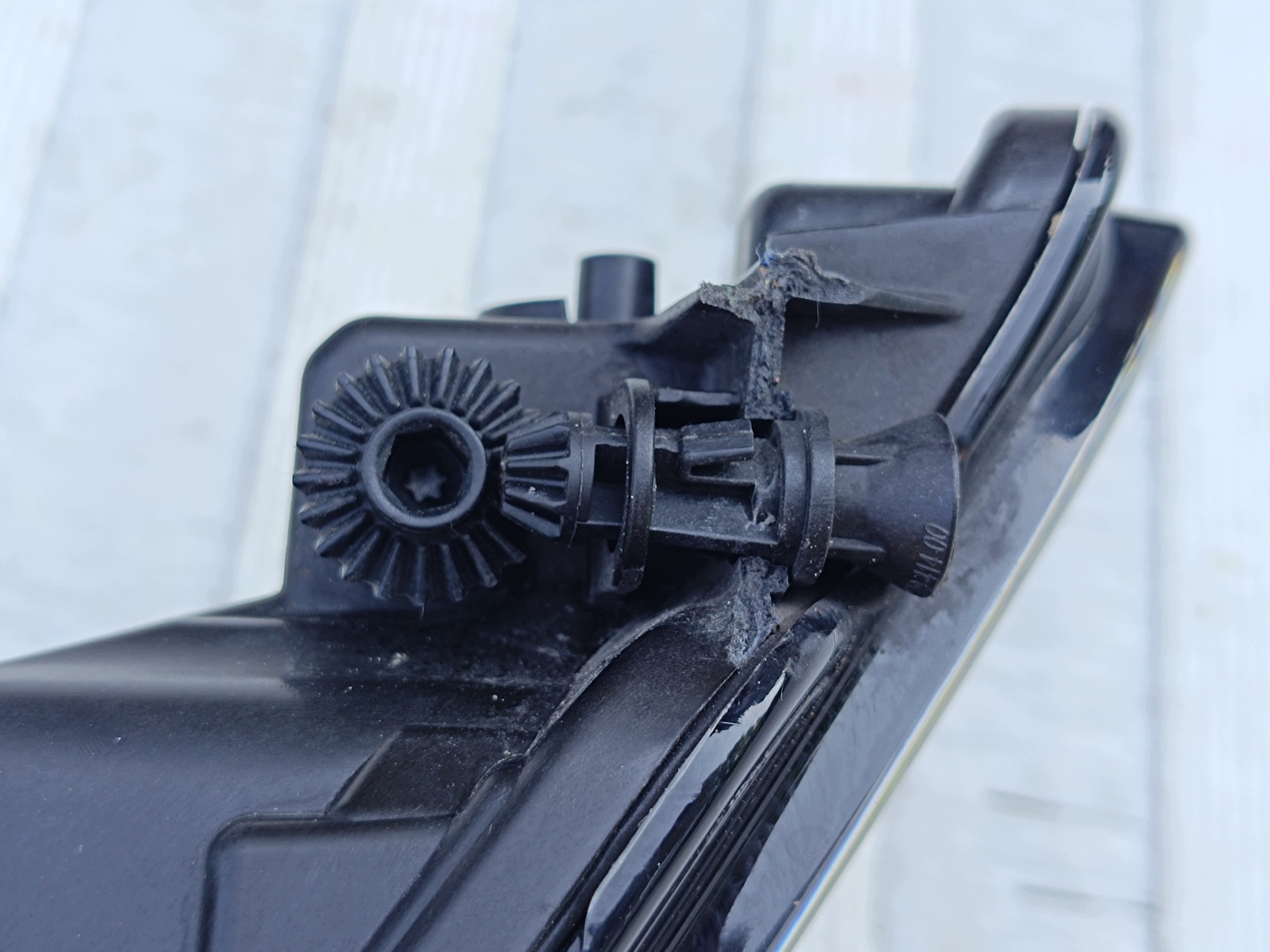 Farol Halogéneo Esquerdo Dianteiro VW Passat B8 OEM 3G0941699 image 4