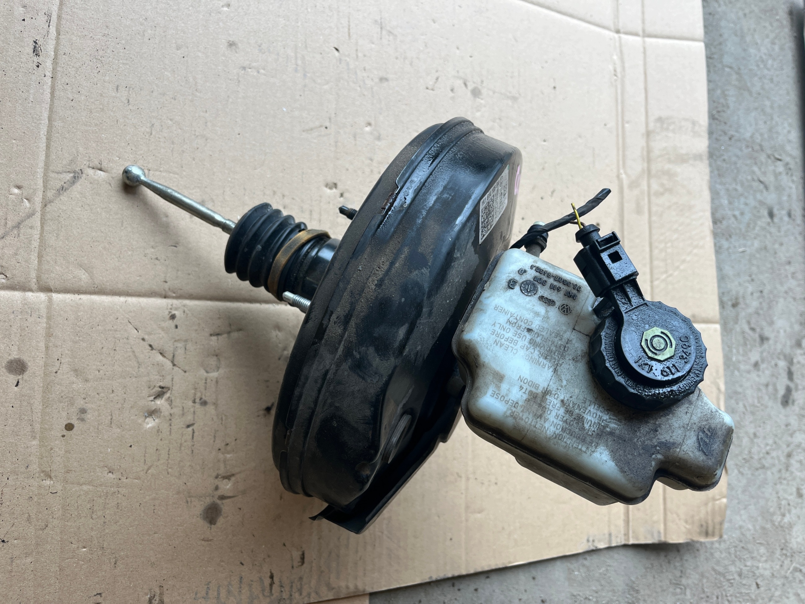 Audi A3 S3 8P Remservopomp OEM 1K1614105BK image 3