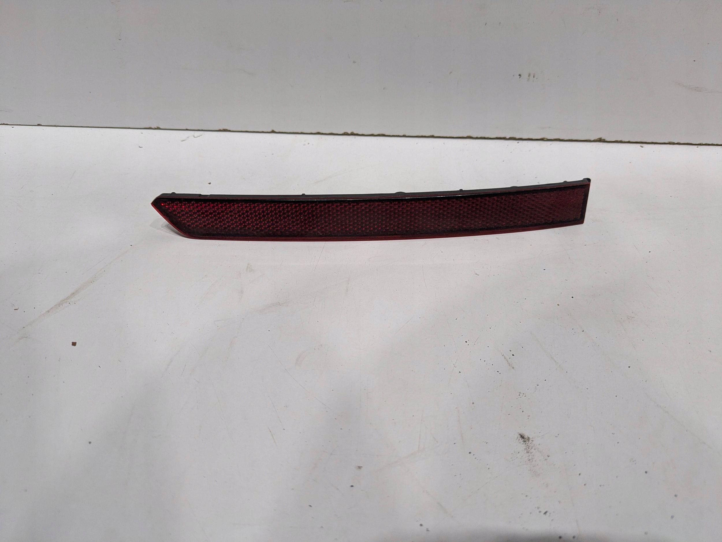 Refletor para-choques traseiro esquerdo OEM 5NA945103 5NA945105A image 2