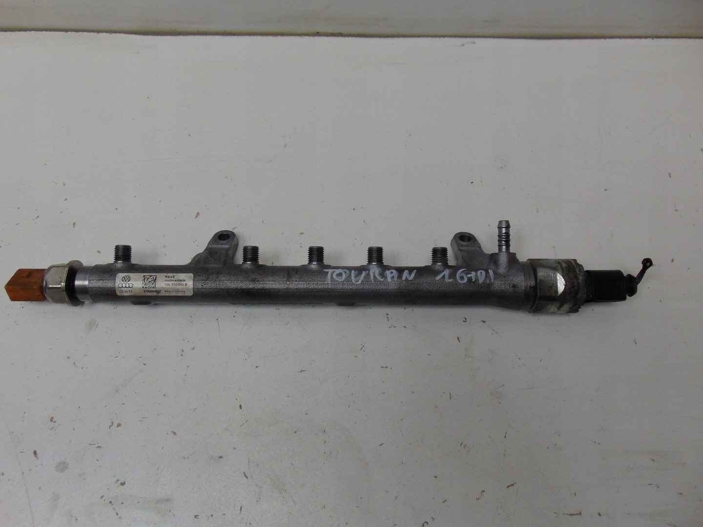 Sensor de rampa inyección OEM 03L130089B 1.6 TDI image 2