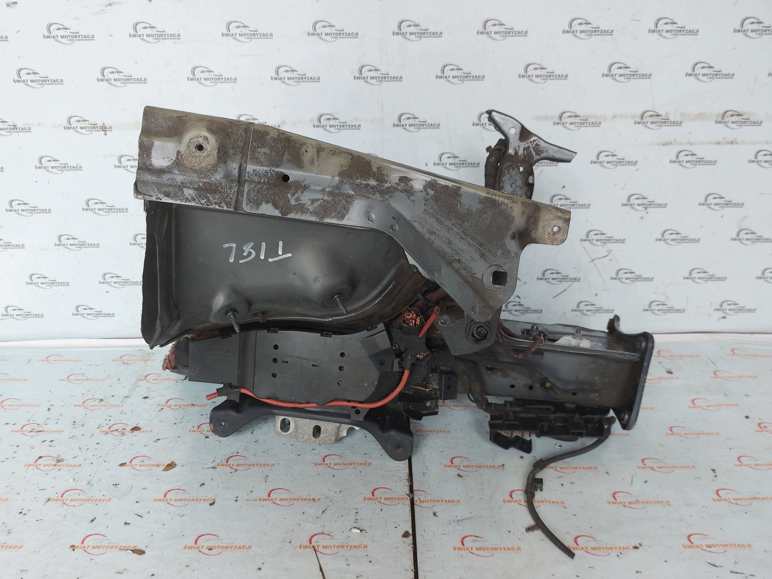 Saiote dianteiro esquerdo OEM 5Q0804181A Skoda image 3