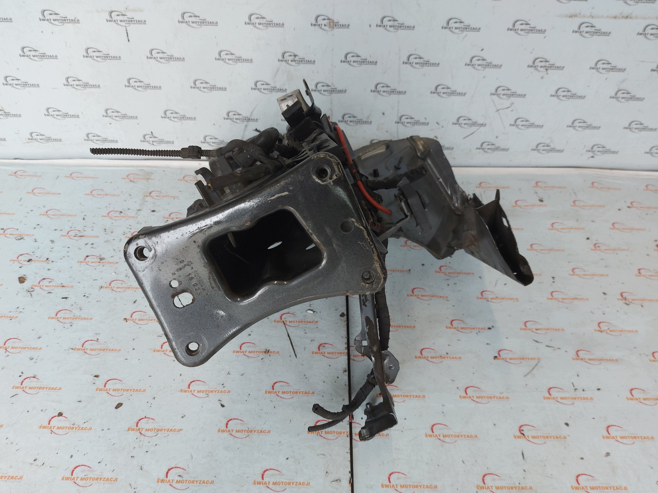 Saiote dianteiro esquerdo OEM 5Q0804181A Skoda image 6