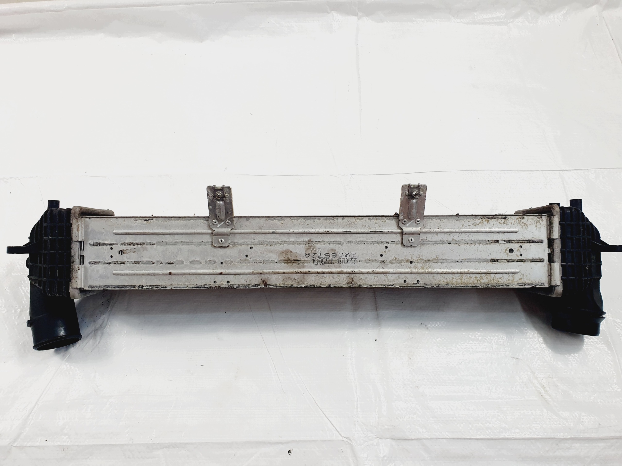 Hyundai Kona Intercooler OEM 28270-07630 Käytetty