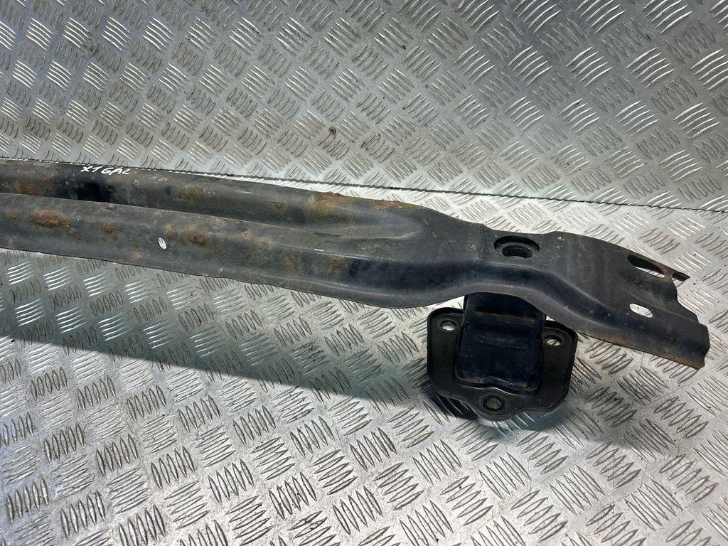 BMW X1 E84 LCI takapuskurin vahvike OEM 2990162