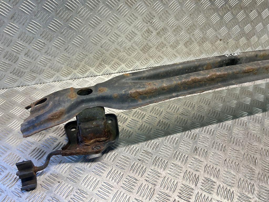 BMW X1 E84 LCI bakstötskåpsförstärkning OEM 2990162 image 3
