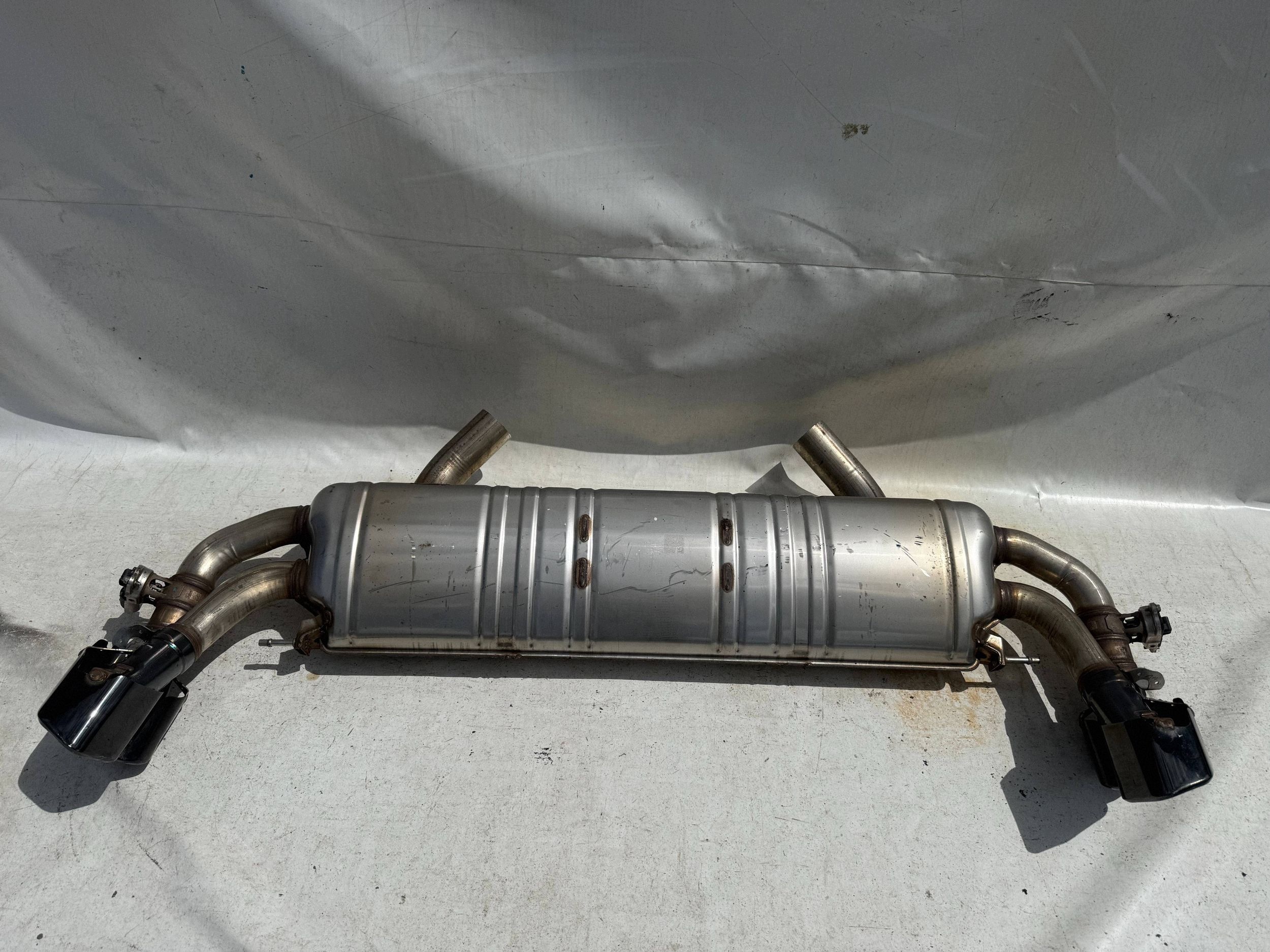 BMW XM G09 Uitlaatsysteem OEM 5A6A4A6 image 2