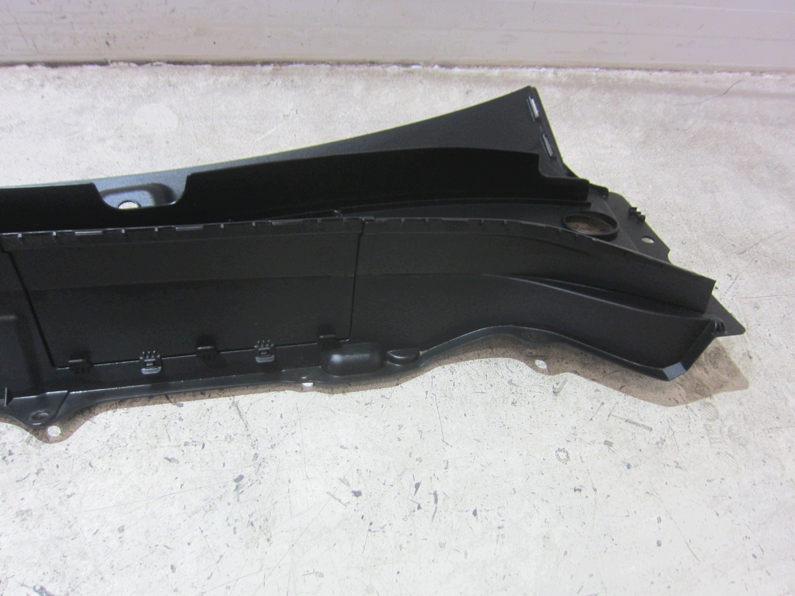 Volvo XC90 II Luftansaugabdeckung OEM 31385835 image 7