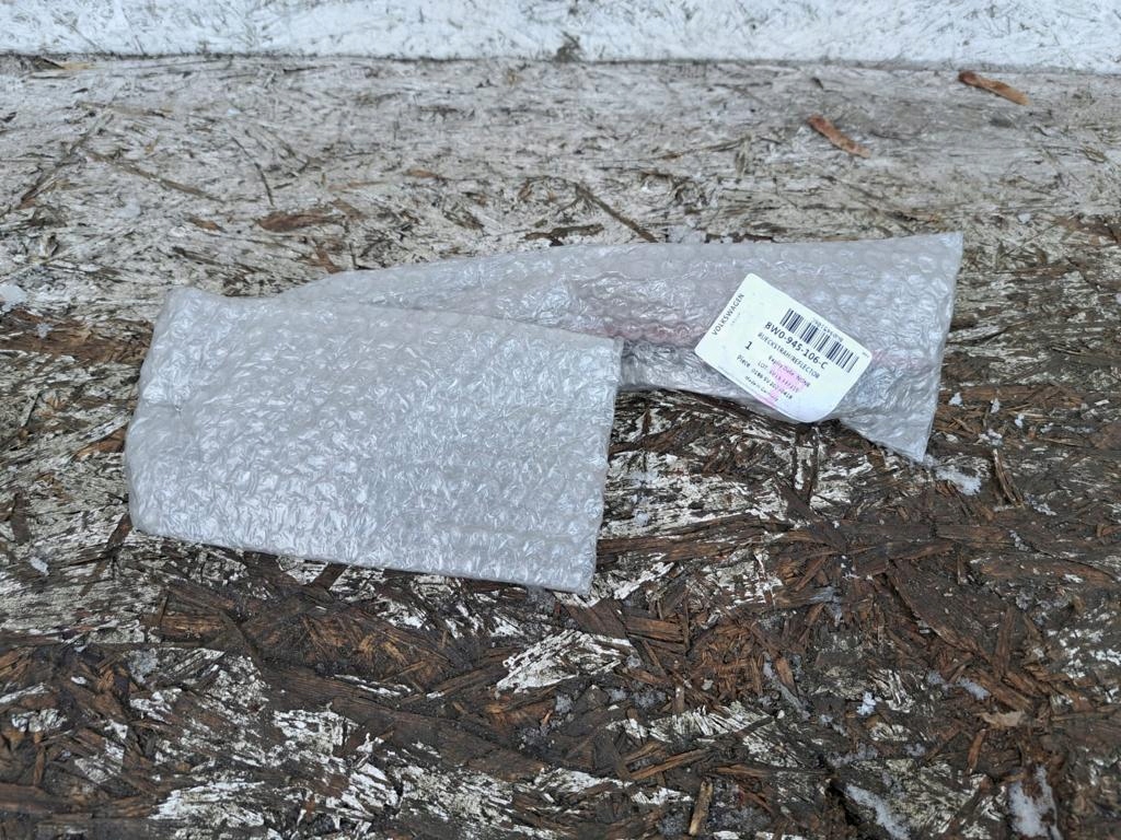 Audi A4 2015-2019 Oikea heijastin OEM 8W0945106C