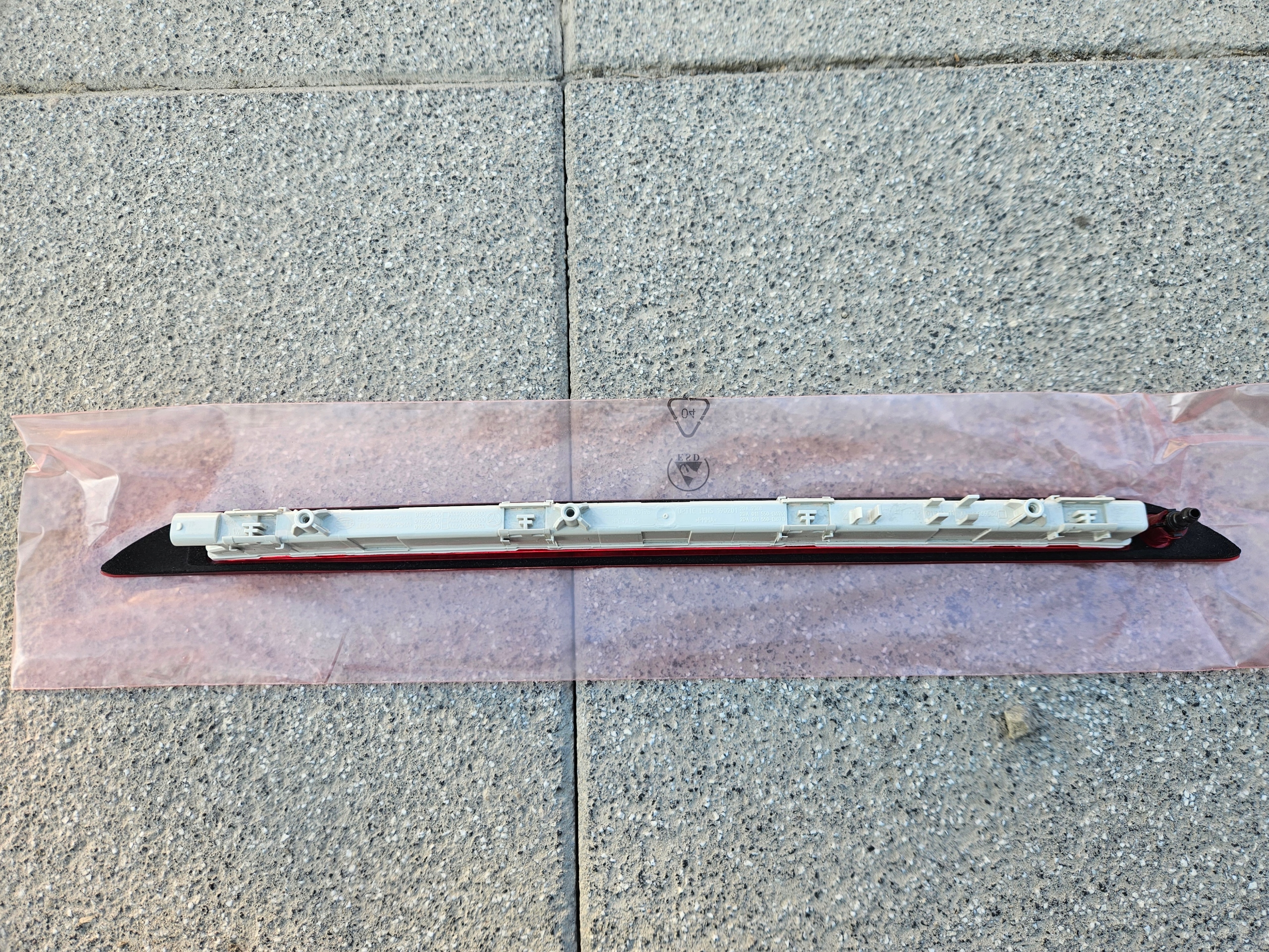 Troisième feu stop Mercedes-Benz OEM A4479060800 image 4