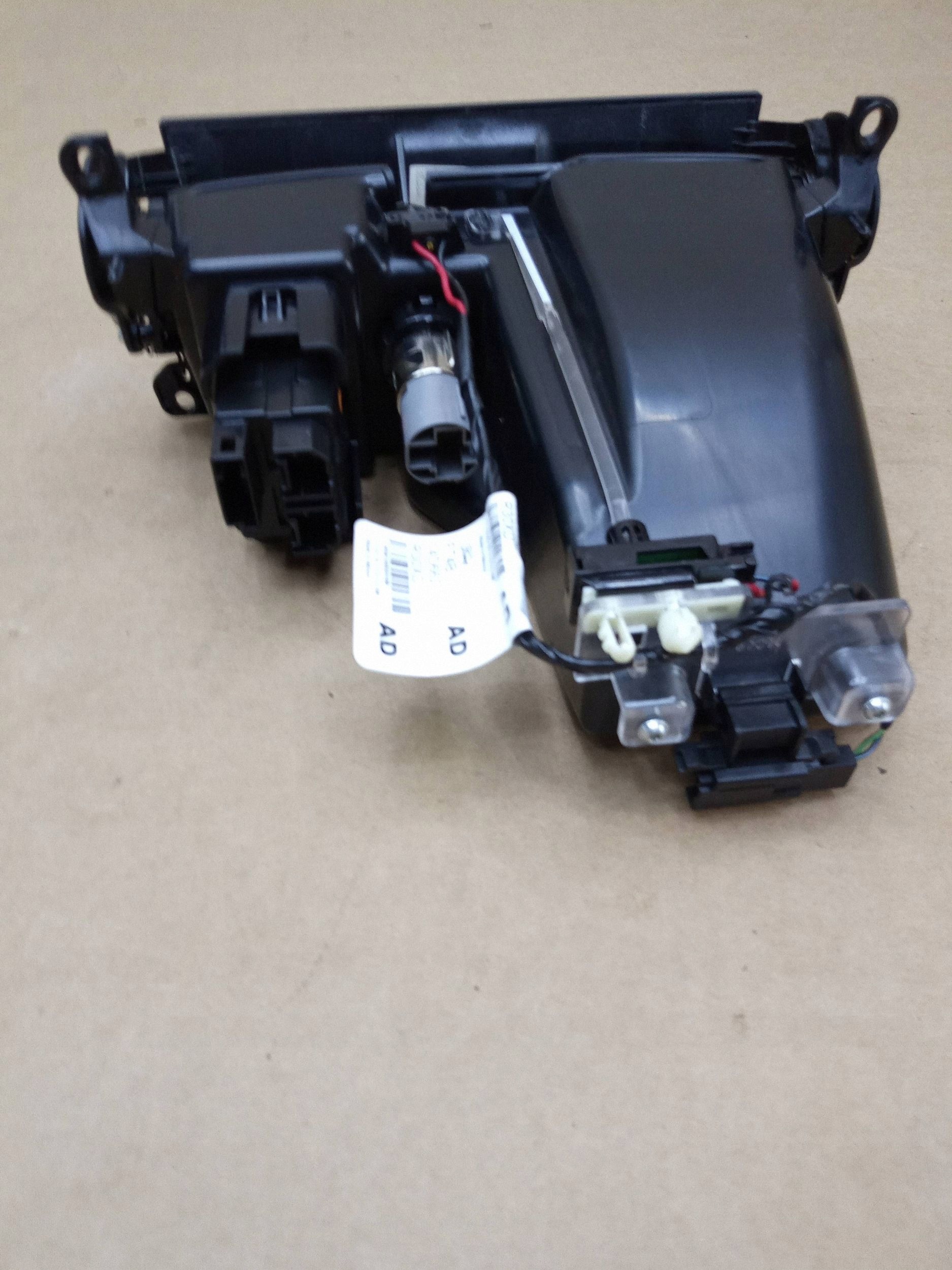 Cendrier Ford S-Max MK2 Prise USB 12V OEM EM2BR044C16B image 3