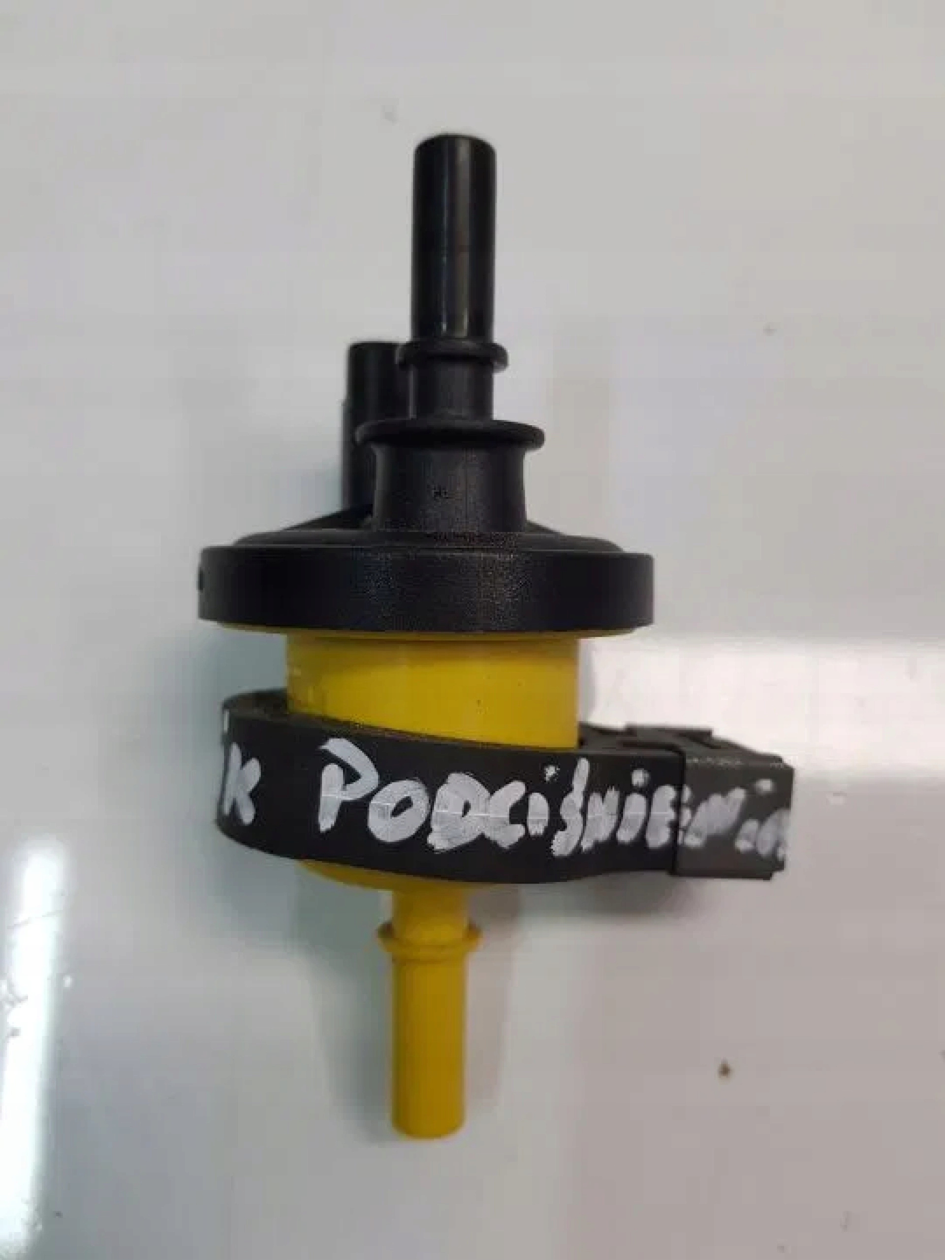 Onderdrukventielslang OEM 149304569R voor Dacia Sandero image 3