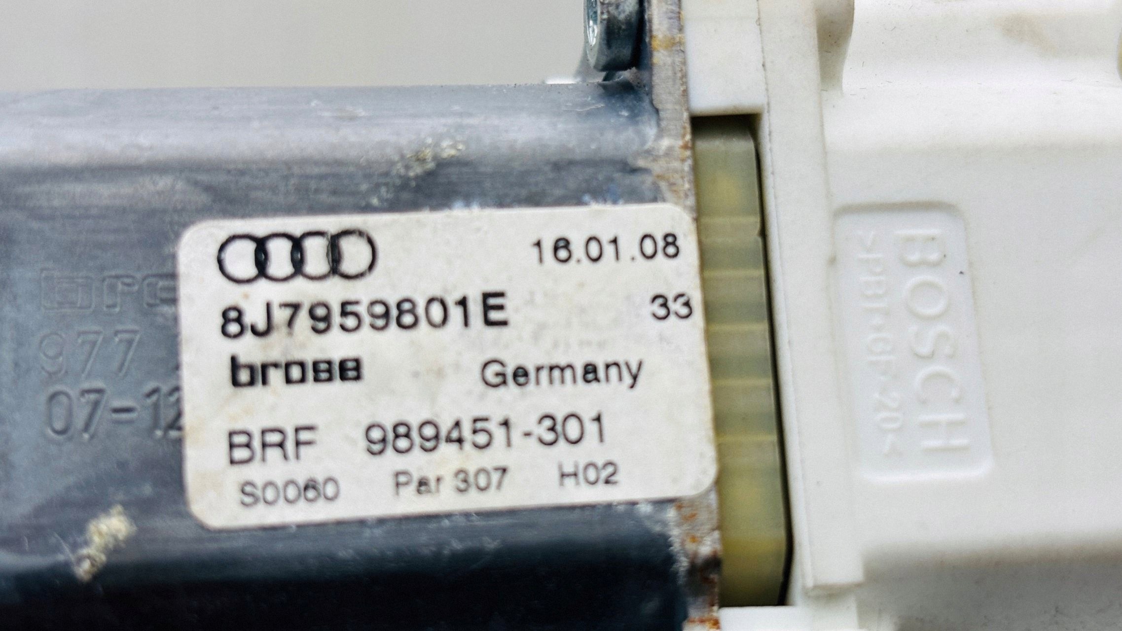 Régulateur de vitre Audi TT Mk2 OEM 8J7959801E image 4